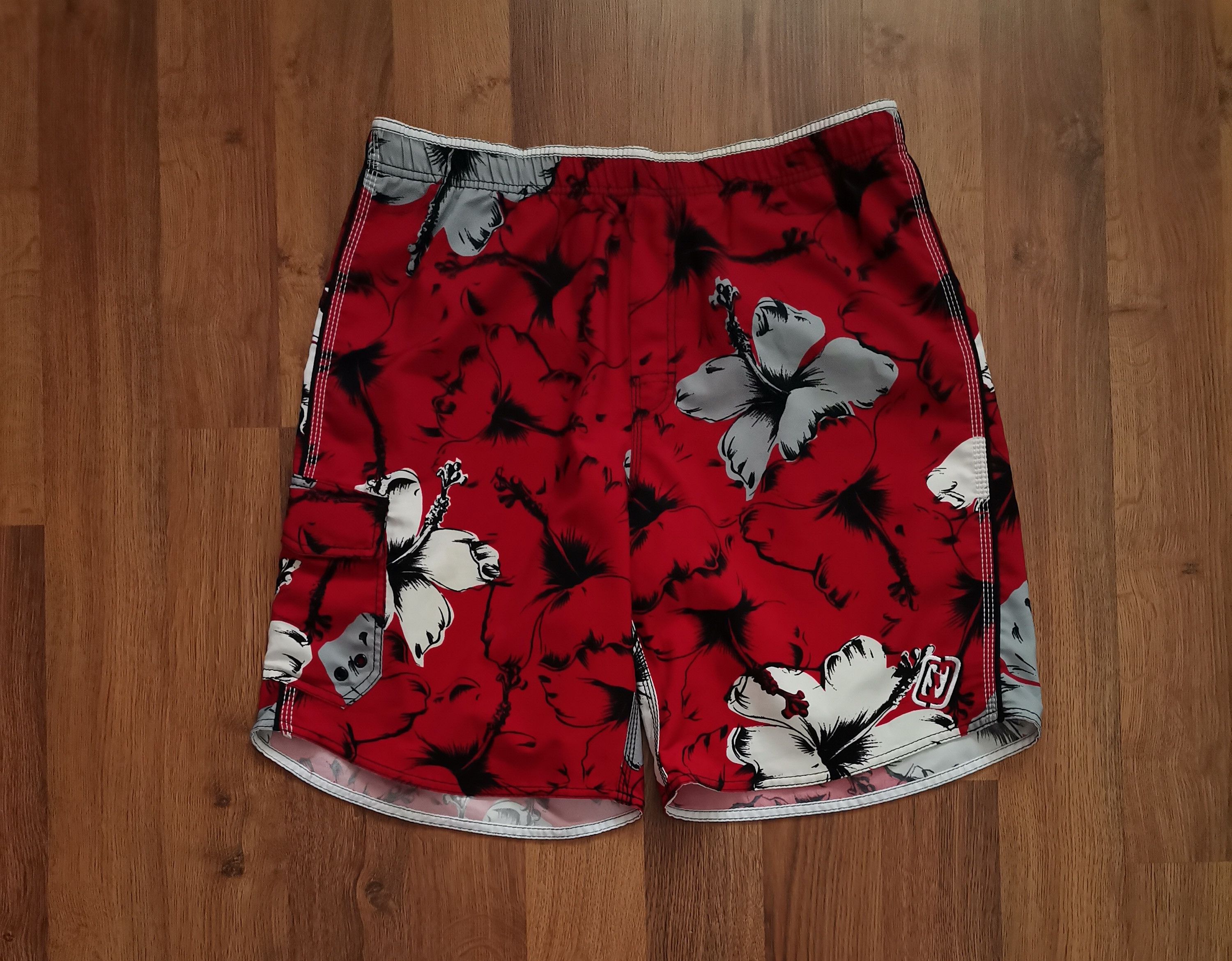 Billabong Billabong Floral Shorts Size US 30 / EU 46 - 1 Thumbnail