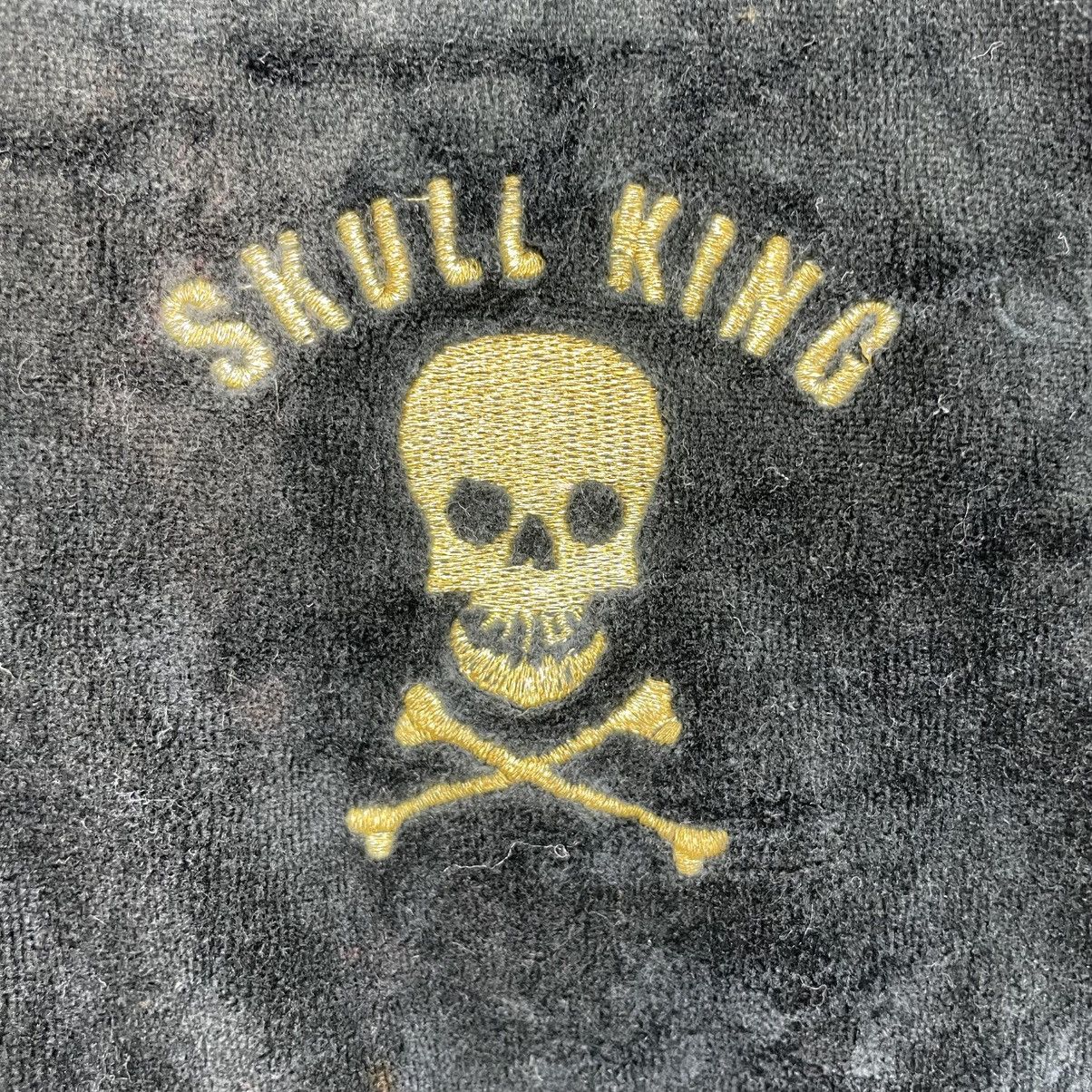 Mastermind Japan 💥inspired mastermind Sucure Pomme King Skull Velvet Sweater Size US S / EU 44-46 / 1 - 10 Thumbnail