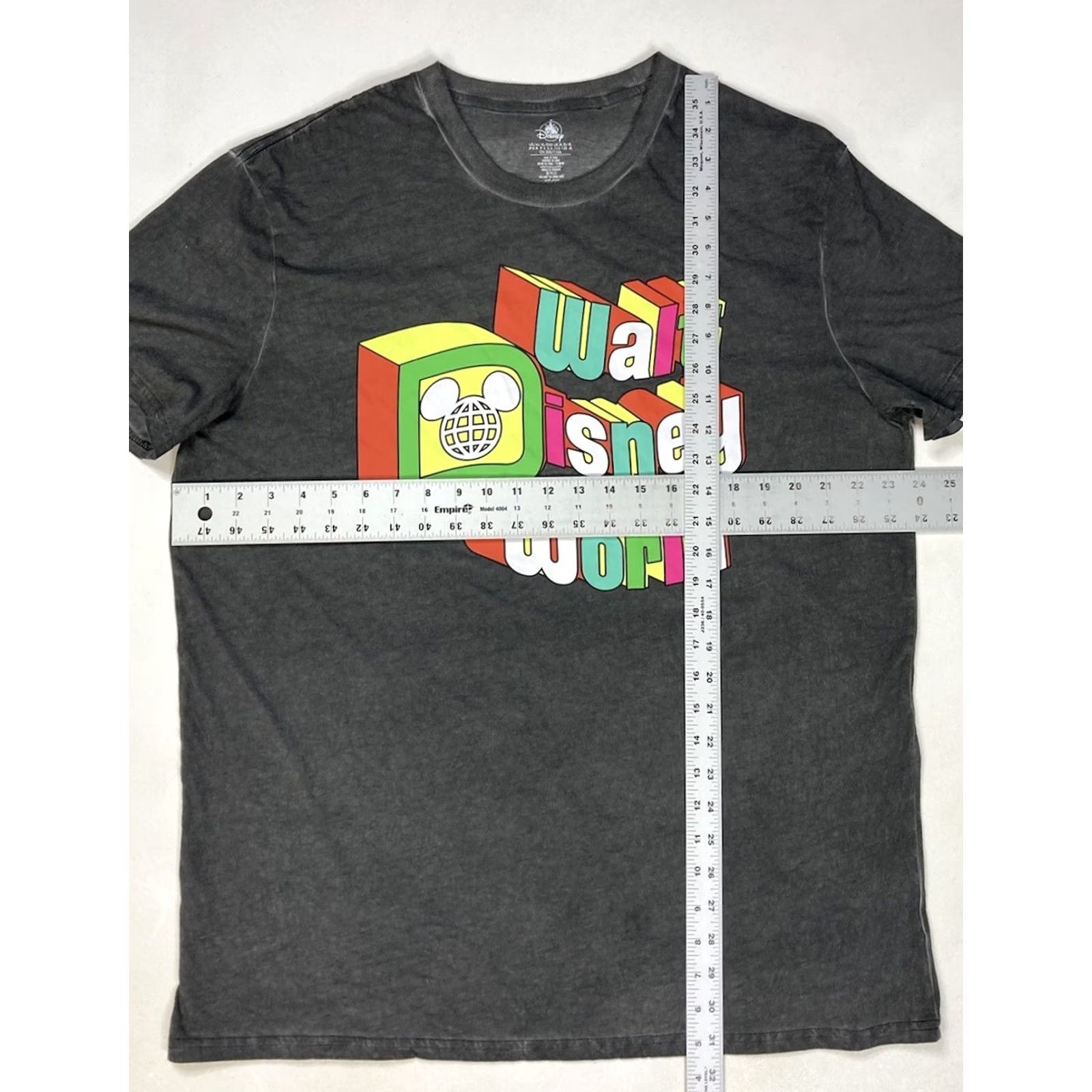Disney Walt Disney World Graphic T-shirt Men XL Gray Short Sleeve Size US XL / EU 56 / 4 - 5 Thumbnail
