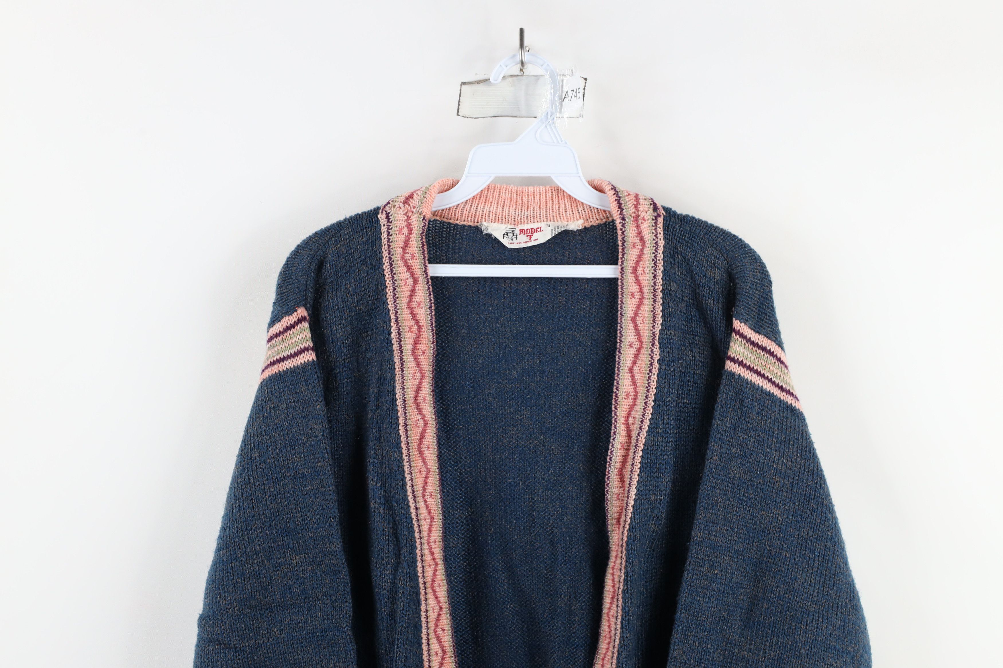 Vintage Vintage 60s 70s Boho Chic Fair Isle Front Cardigan Sweater Size M / US 6-8 / IT 42-44 - 2 Thumbnail
