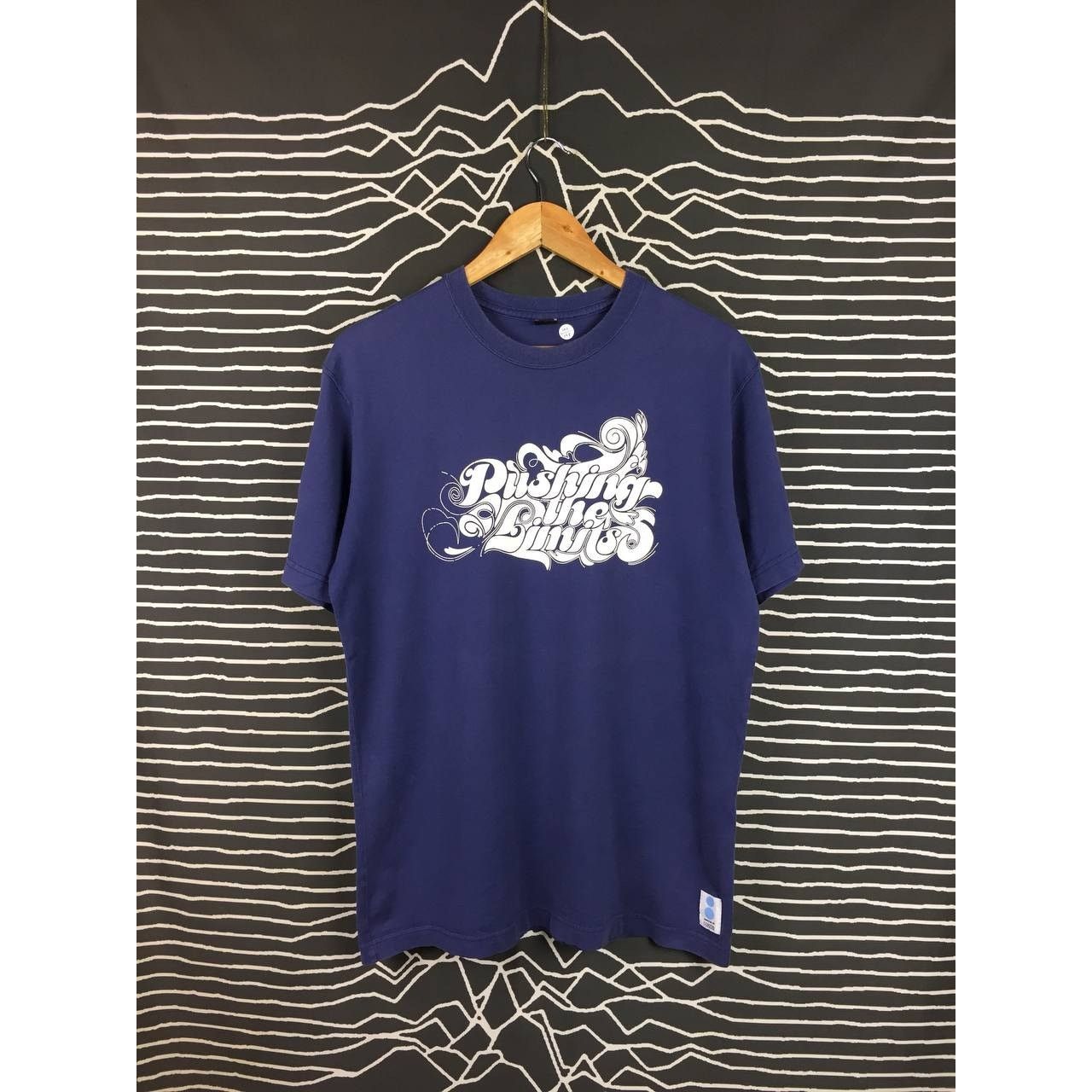Colette × Uniqlo Uniqlo X Colette Pushing The Limits Design Art Tee Size US L / EU 52-54 / 3 - 2 Thumbnail