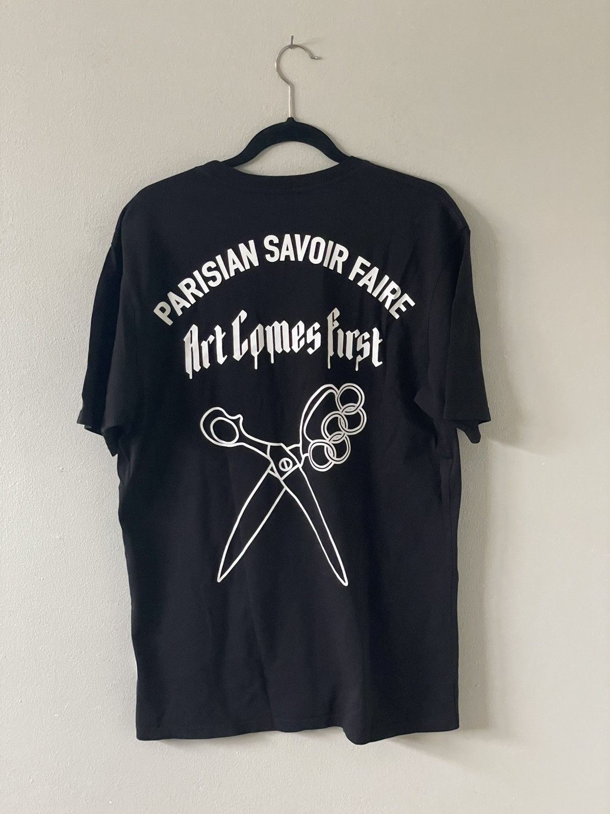 Art Comes First Art Comes First x Bridgeforth - Parisian Savoir Scissors Tee Size US L / EU 52-54 / 3 - 5 Thumbnail