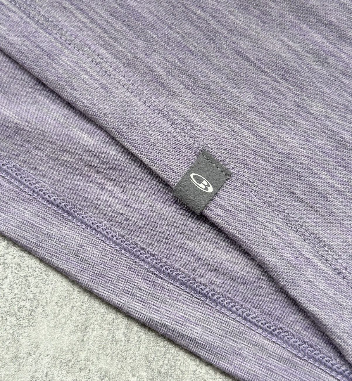 Icebreaker Icebreaker Women’s Merino Wool Long Sleeve size XS Size XS / US 0-2 / IT 36-38 - 7 Thumbnail