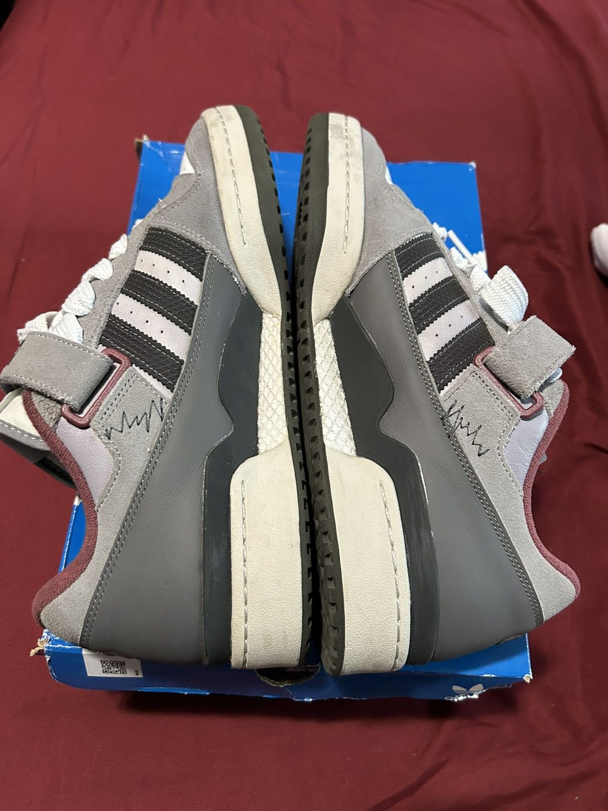 Adidas Forum 84 Low Home Alone Size US 12 / EU 45 - 4 Thumbnail