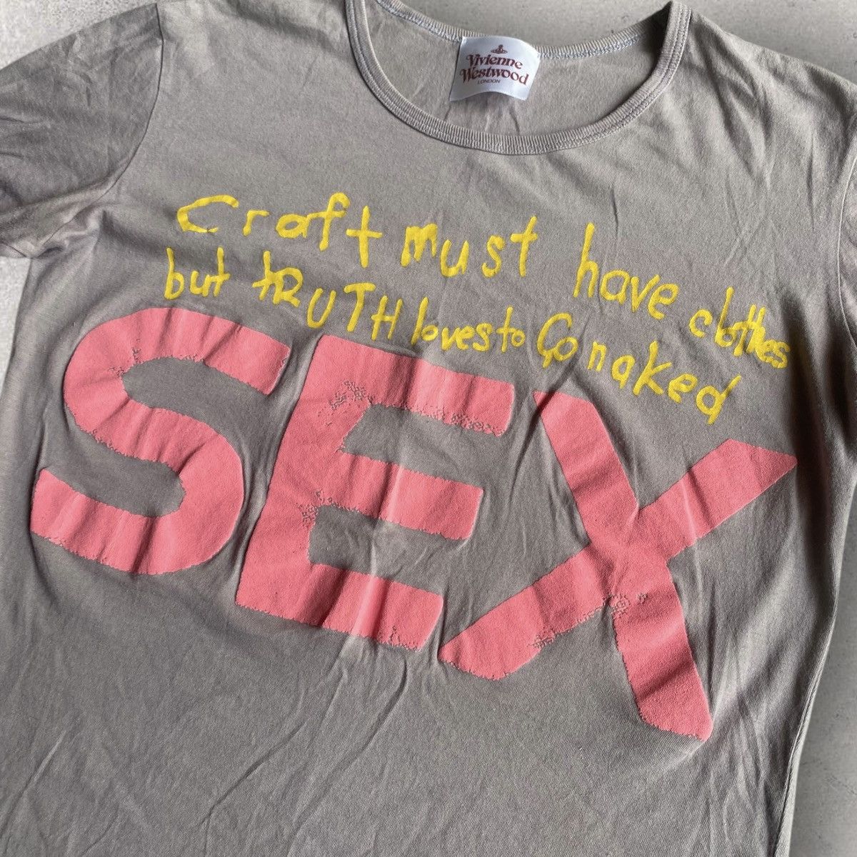 Vivienne Westwood Craft Must Have Clothes T Shirt Size US S / EU 44-46 / 1 - 1 Thumbnail