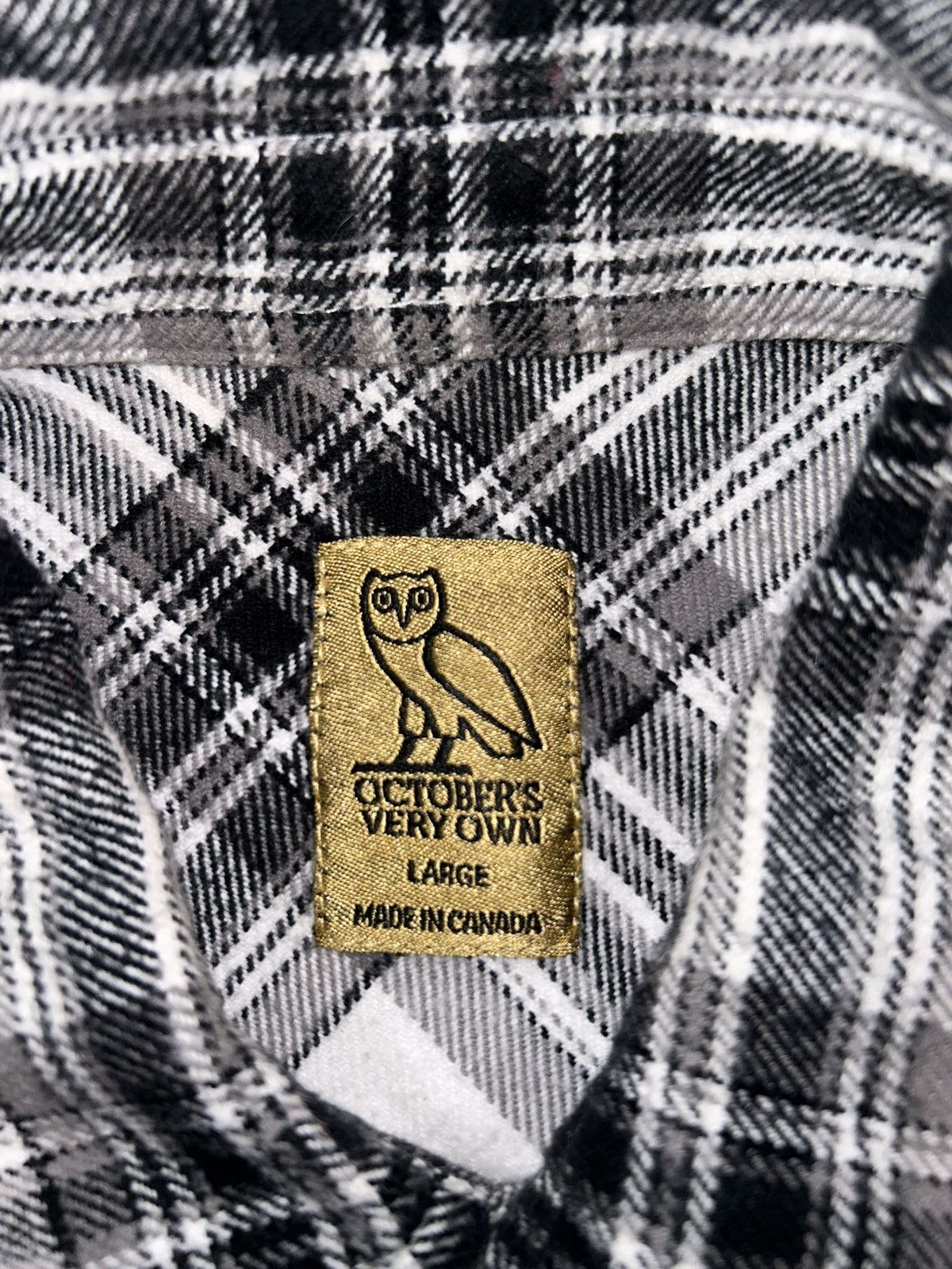 October's Very Own 2016 October Wordmark Flannel Size US L / EU 52-54 / 3 - 5 Thumbnail