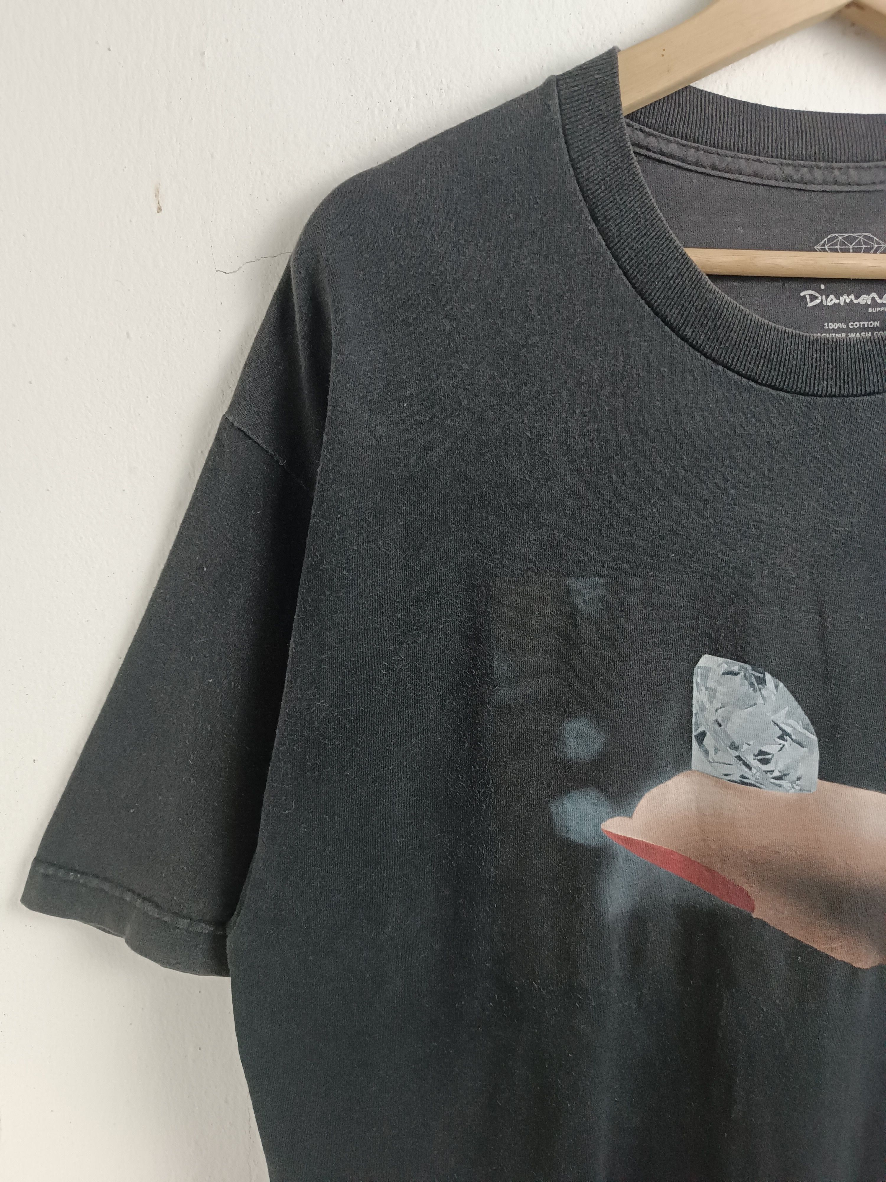 Diamond Supply Co. THRASHED FADED DIAMOND SUPPLY CO FINGER TEE VERY RARE Size US L / EU 52-54 / 3 - 5 Thumbnail
