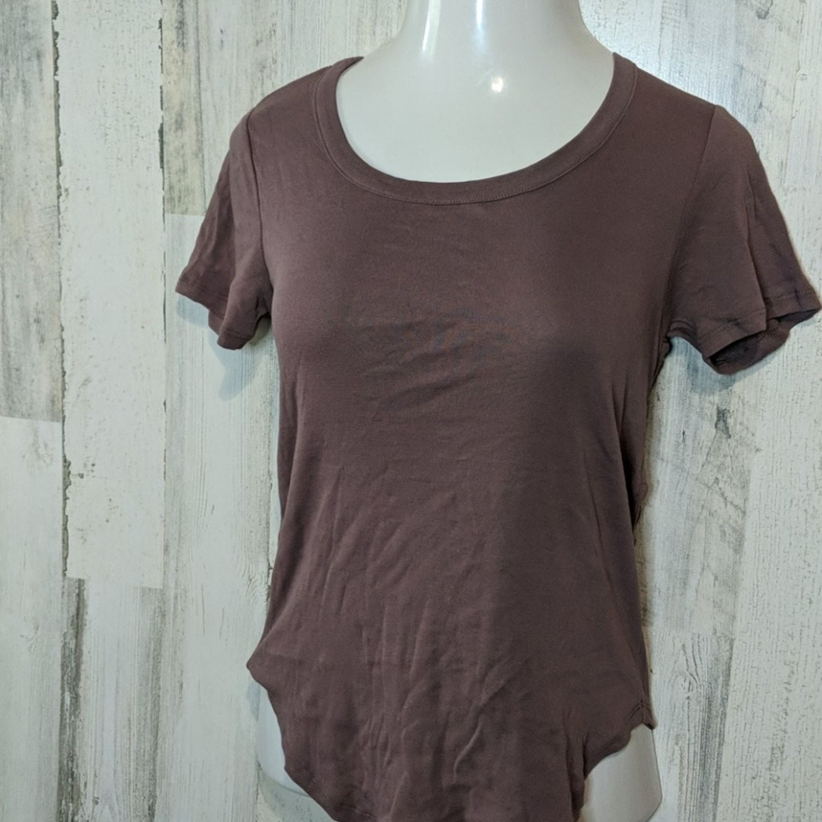 Chaser Brand CHASER Purple Scoop Neck Casual Tee Medium NEW Size M / US 6-8 / IT 42-44 - 4 Thumbnail