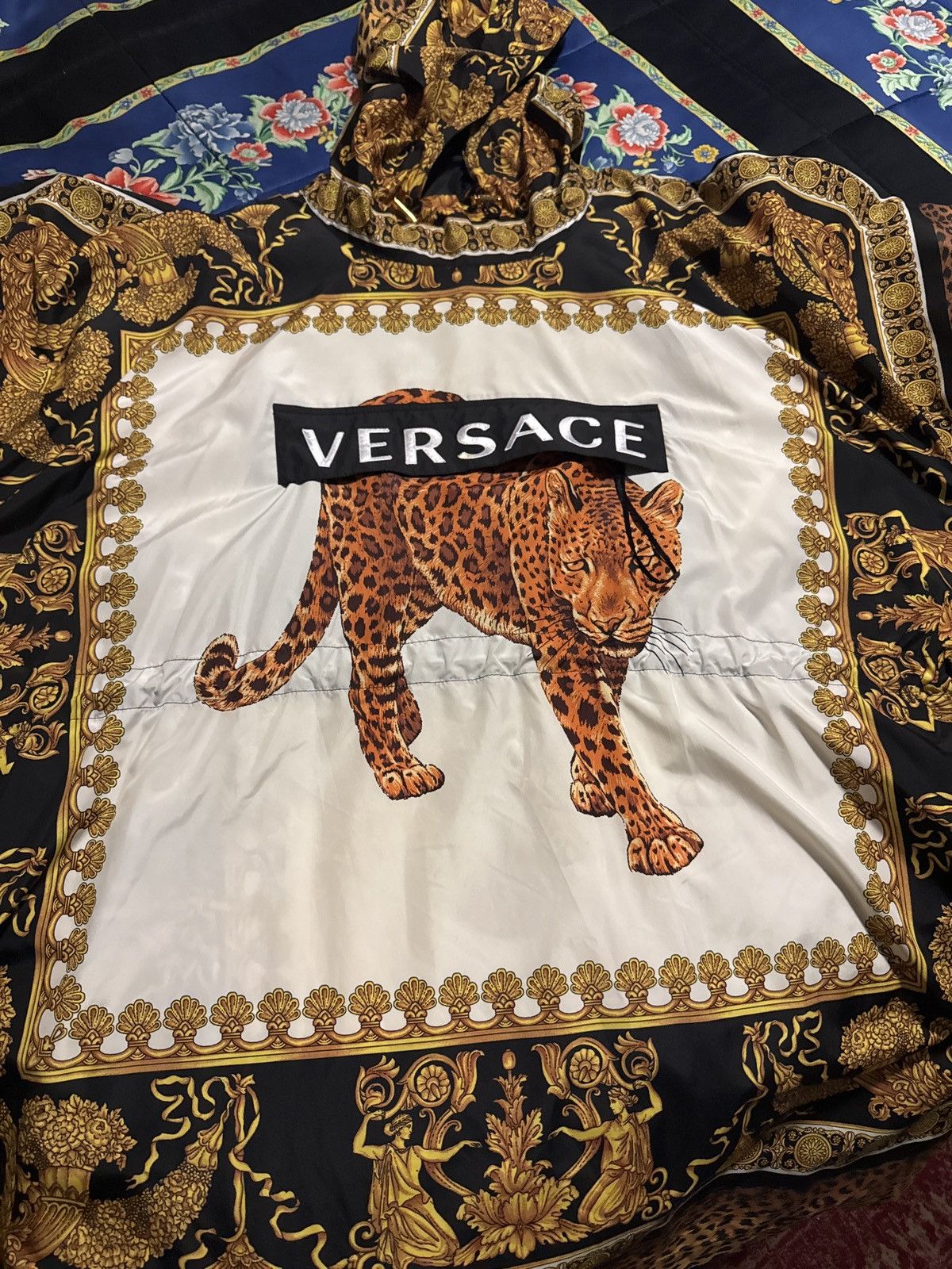 Versace Rare versace runway item Size US M / EU 48-50 / 2 - 6 Thumbnail