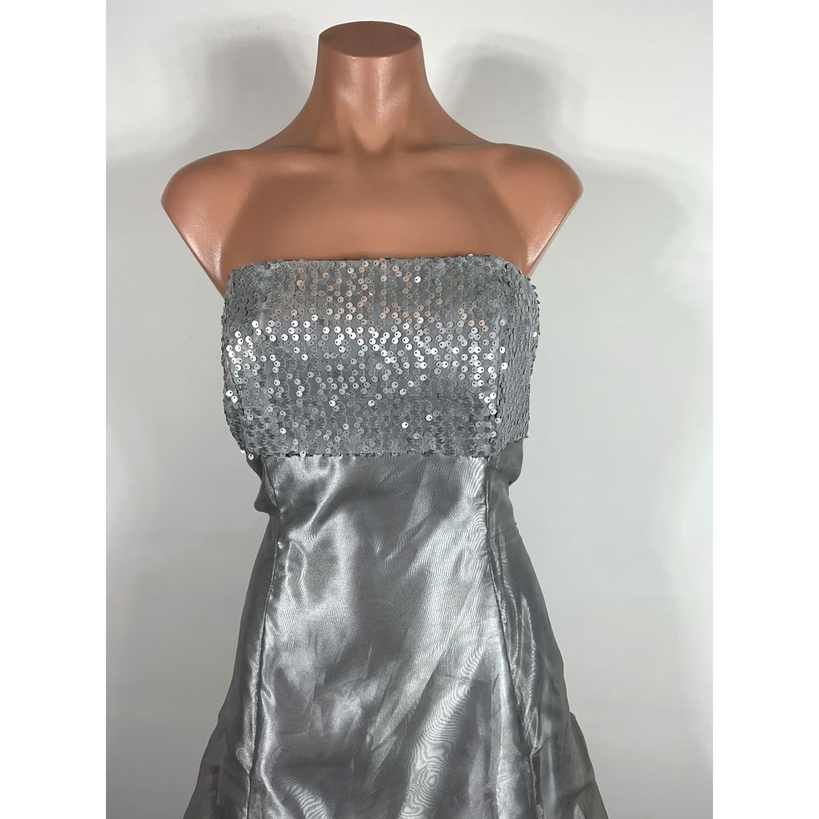 Jessica McClintock VINTAGE Jessica McClintock Gunne Sax Silver Sequin Long Formal Dress Strapless Size M / US 6-8 / IT 42-44 - 4 Thumbnail
