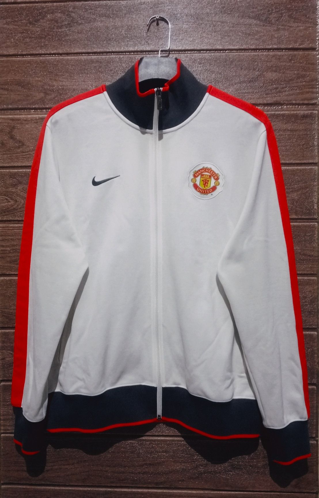 Nike Vintage Nike X Manchester United Track Jacket Very Rare Size US L / EU 52-54 / 3 - 1 Thumbnail