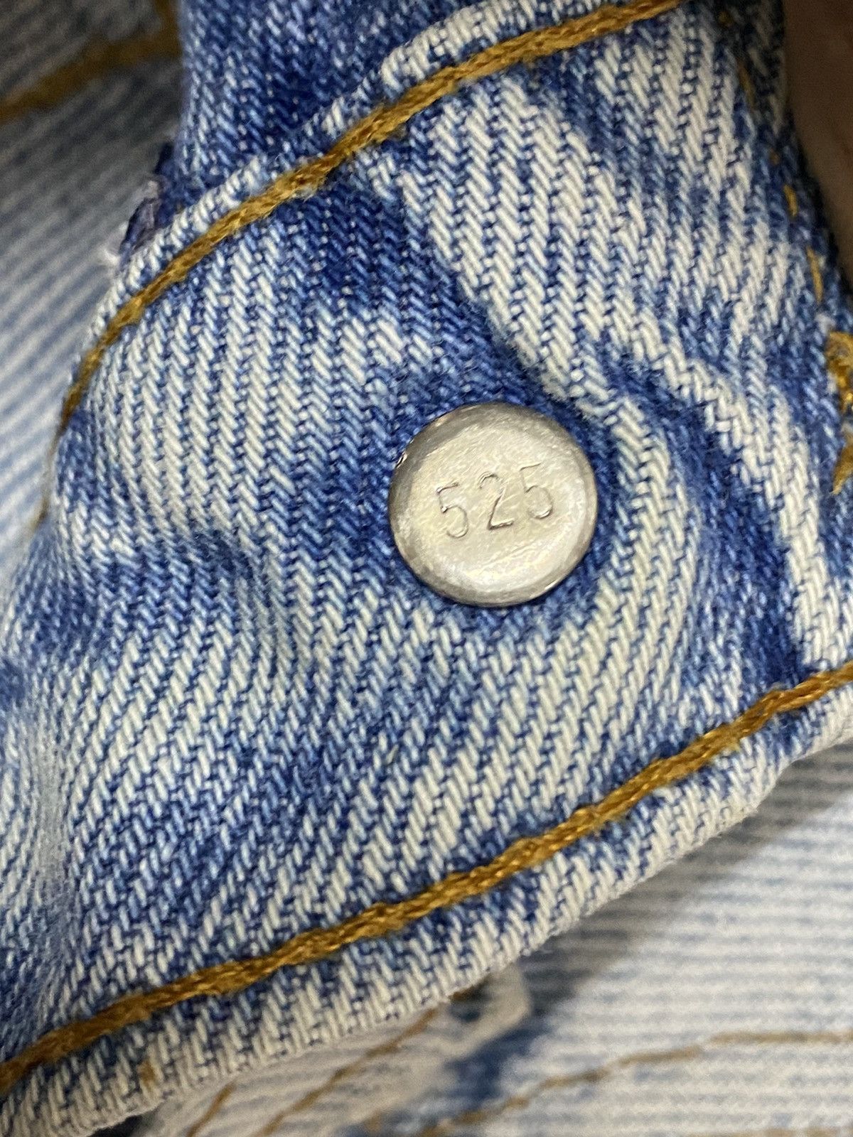 Levi's Vintage Clothing Vintage Levis 510 90’s Faded Wash Distressed Jeans Size US 30 / EU 46 - 10 Thumbnail