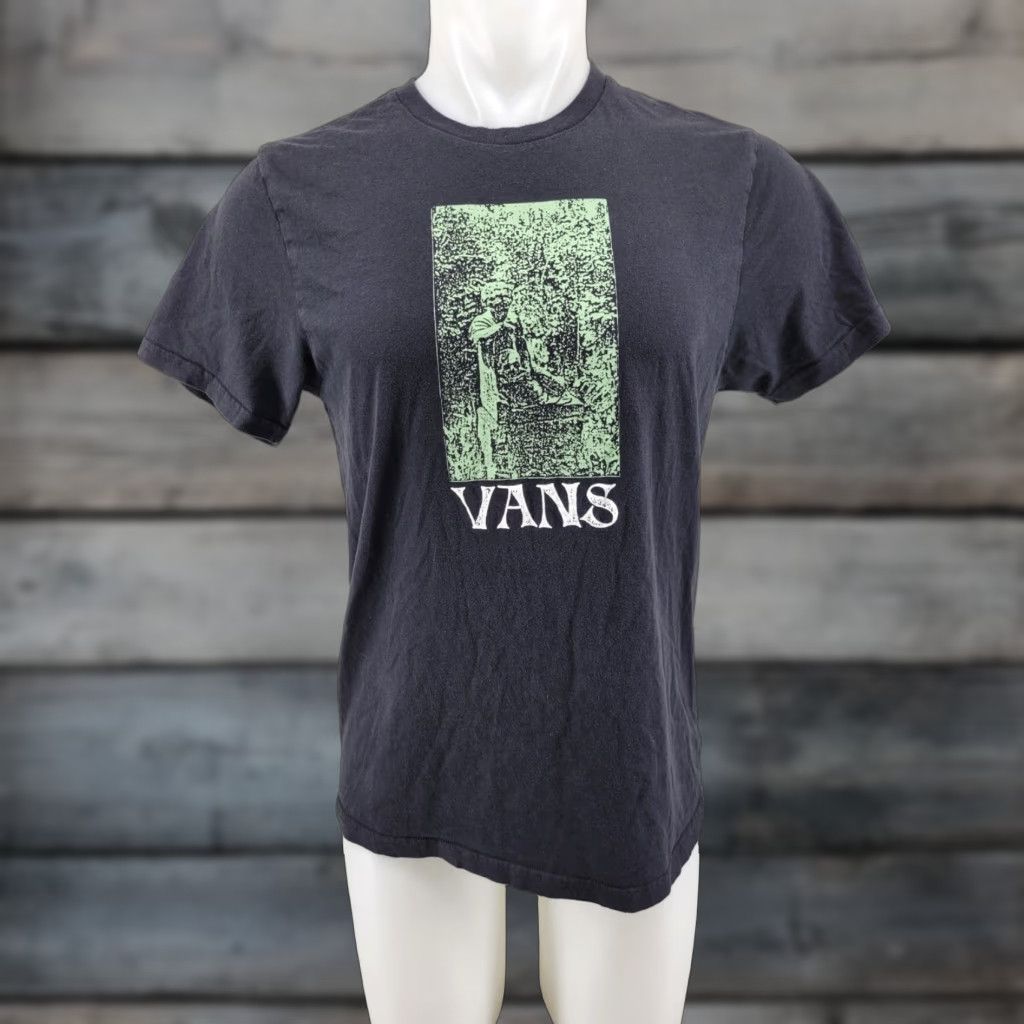 Vans VANS Logo Statue Graphic Shirt Mens Size M Tee Black Short Sleeve Crew Neck VANS Shirt Mens M Black Statue Graphic 90s/Classic Logo Size US M / EU 48-50 / 2 - 1 Thumbnail