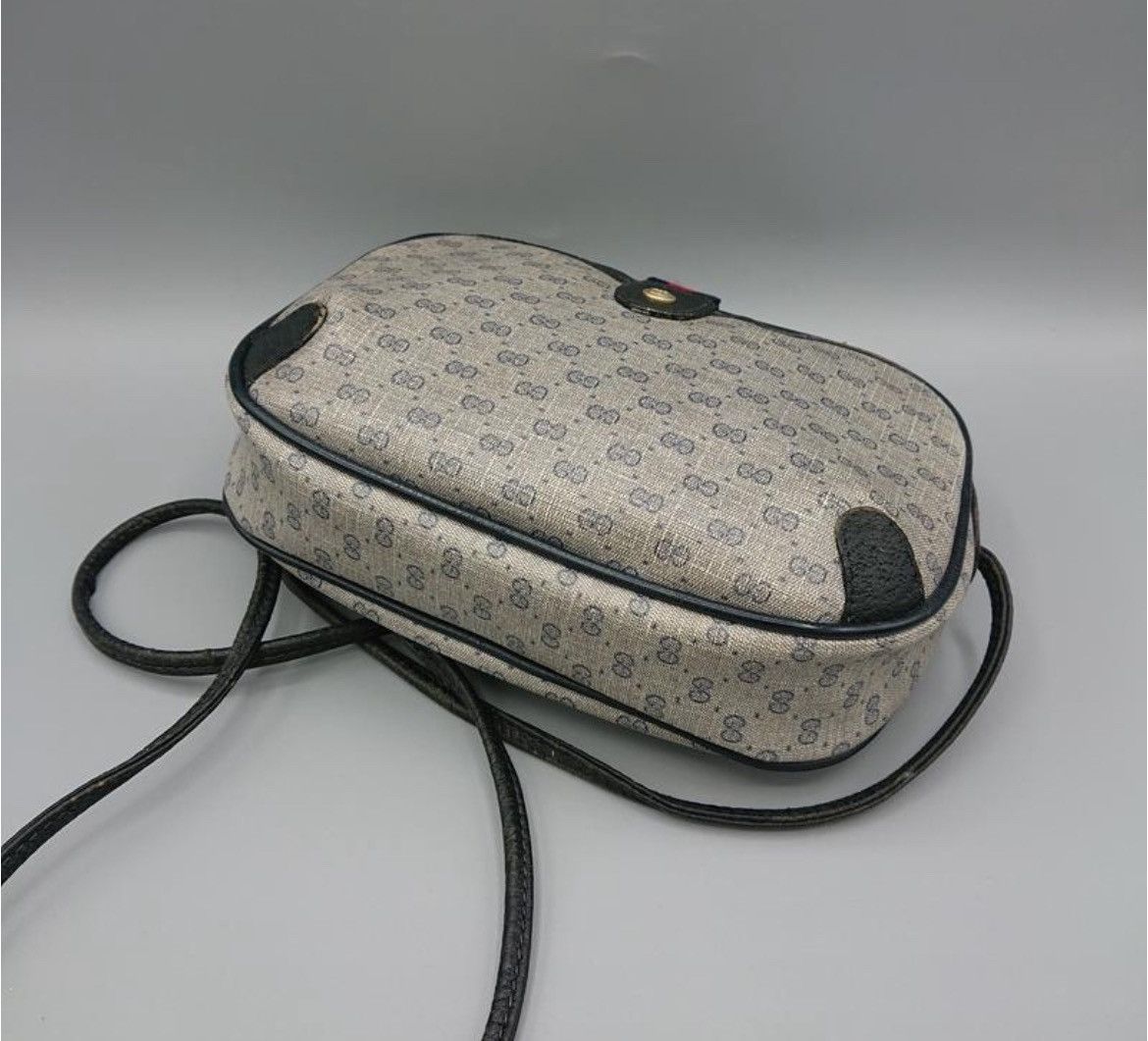 Gucci × Vintage 1990's Old Vintage Gucci Small Crossbody Bag Blue Canvas Size ONE SIZE - 3 Thumbnail