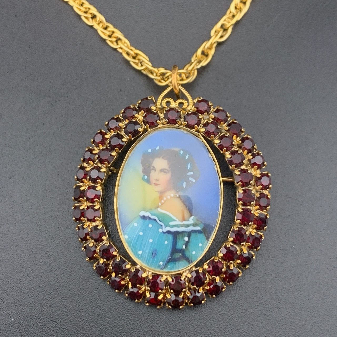 Other Hobe Vintage Gold Tone Red Rhinestone Portrait Necklace 19" Size ONE SIZE - 6 Thumbnail