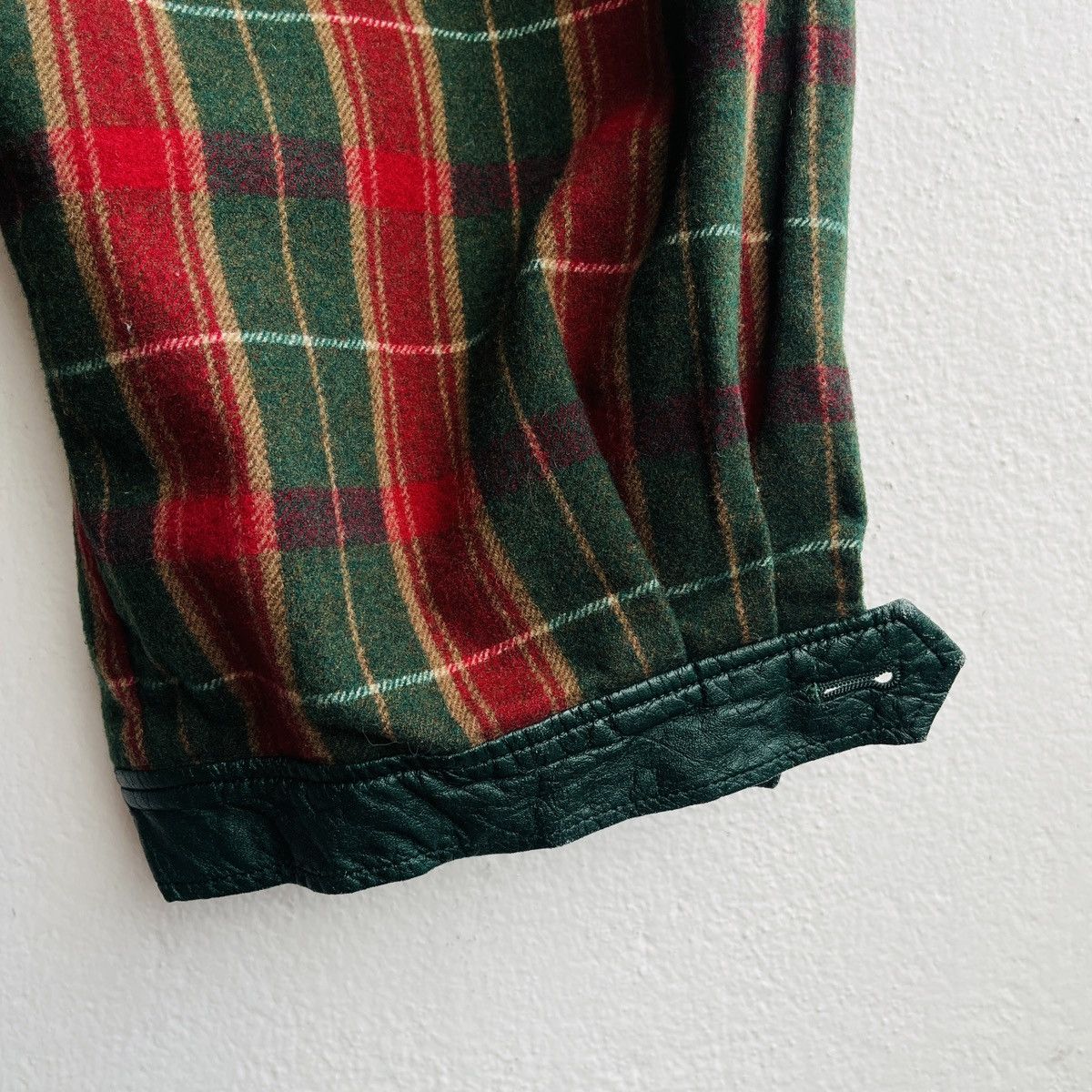 Christian Dior Monsieur × Dior × Vintage Real Vintage Christian Dior Sports Pants 1970s Size 26" / US 2 / IT 38 - 13 Thumbnail
