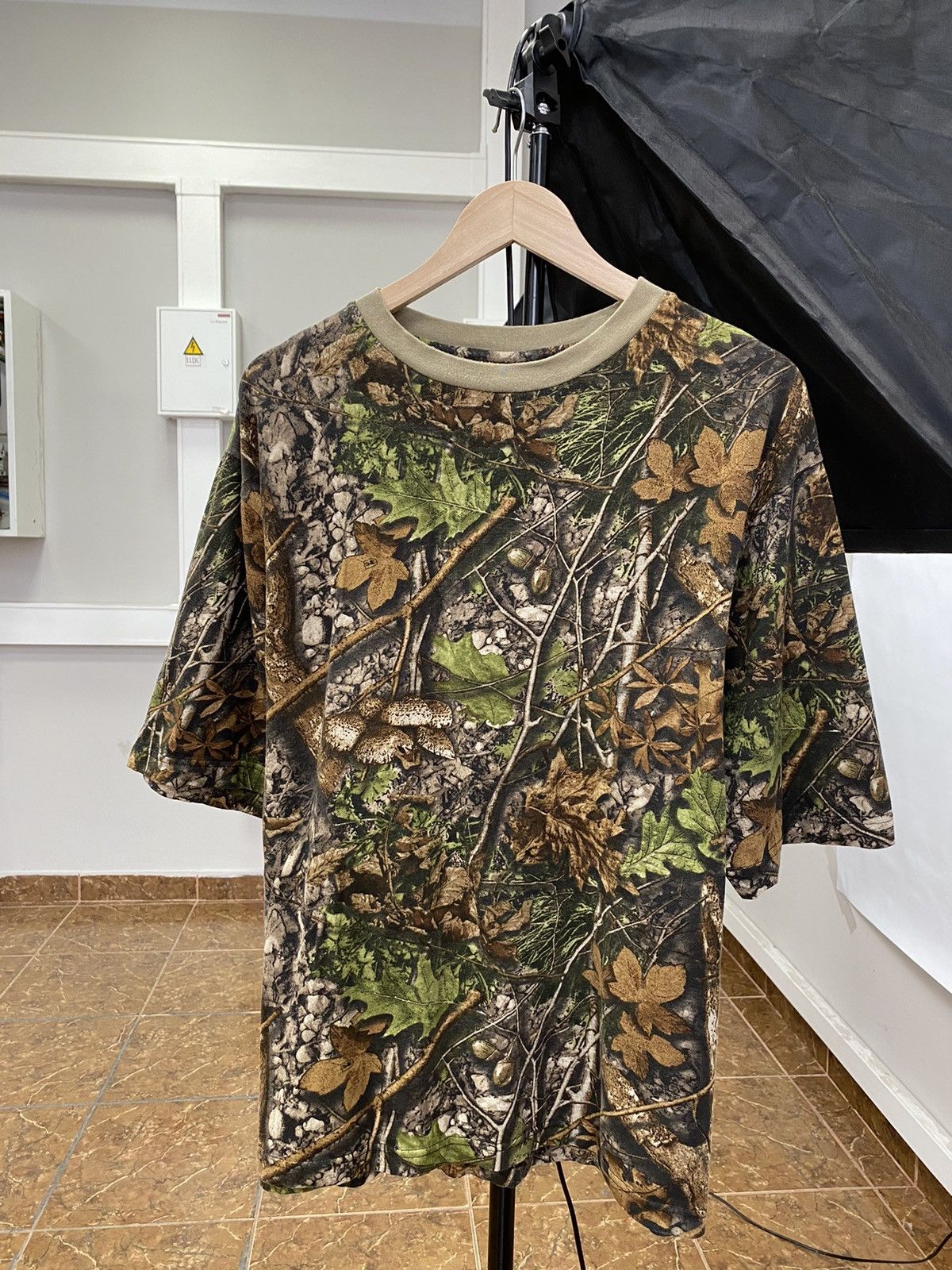 Realtree 🐗 Camo Realtree T-Shirt Rare Military Retro Hype Y2K Size US XL / EU 56 / 4 - 1 Thumbnail