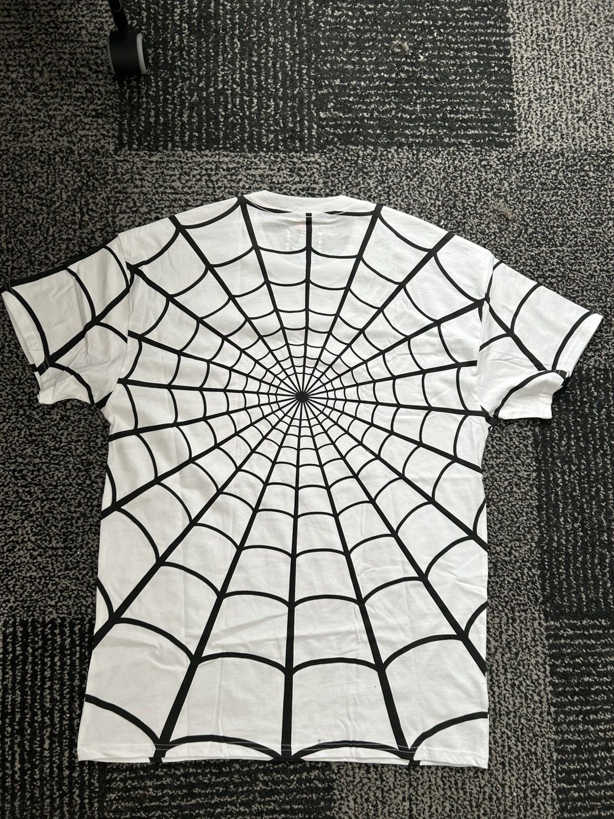 Supreme Supreme spiderman thsirt Size US L / EU 52-54 / 3 - 2 Thumbnail
