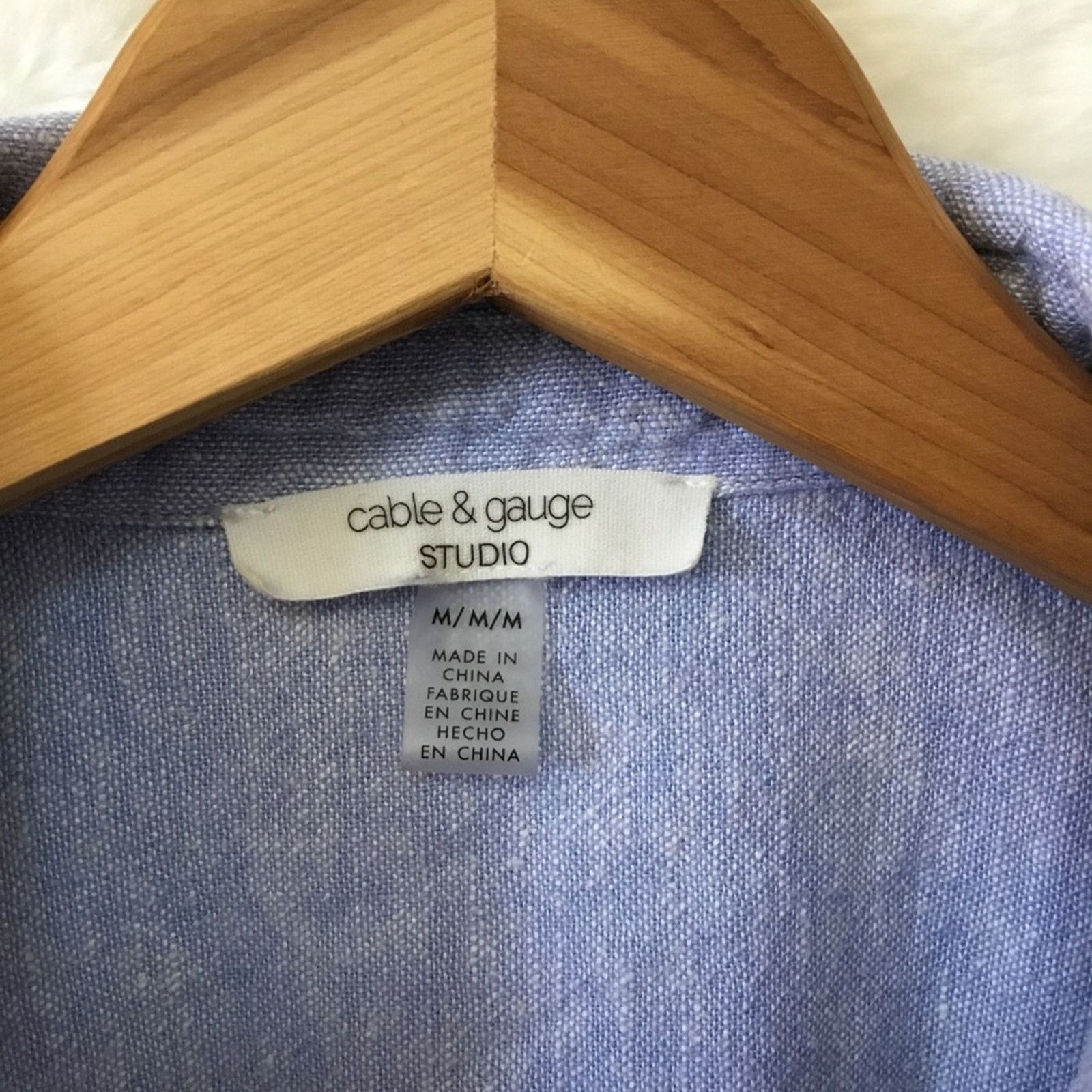 Other Cable & Gauge Blue Short Sleeve V-Neck Front Twist Top Size M / US 6-8 / IT 42-44 - 2 Thumbnail