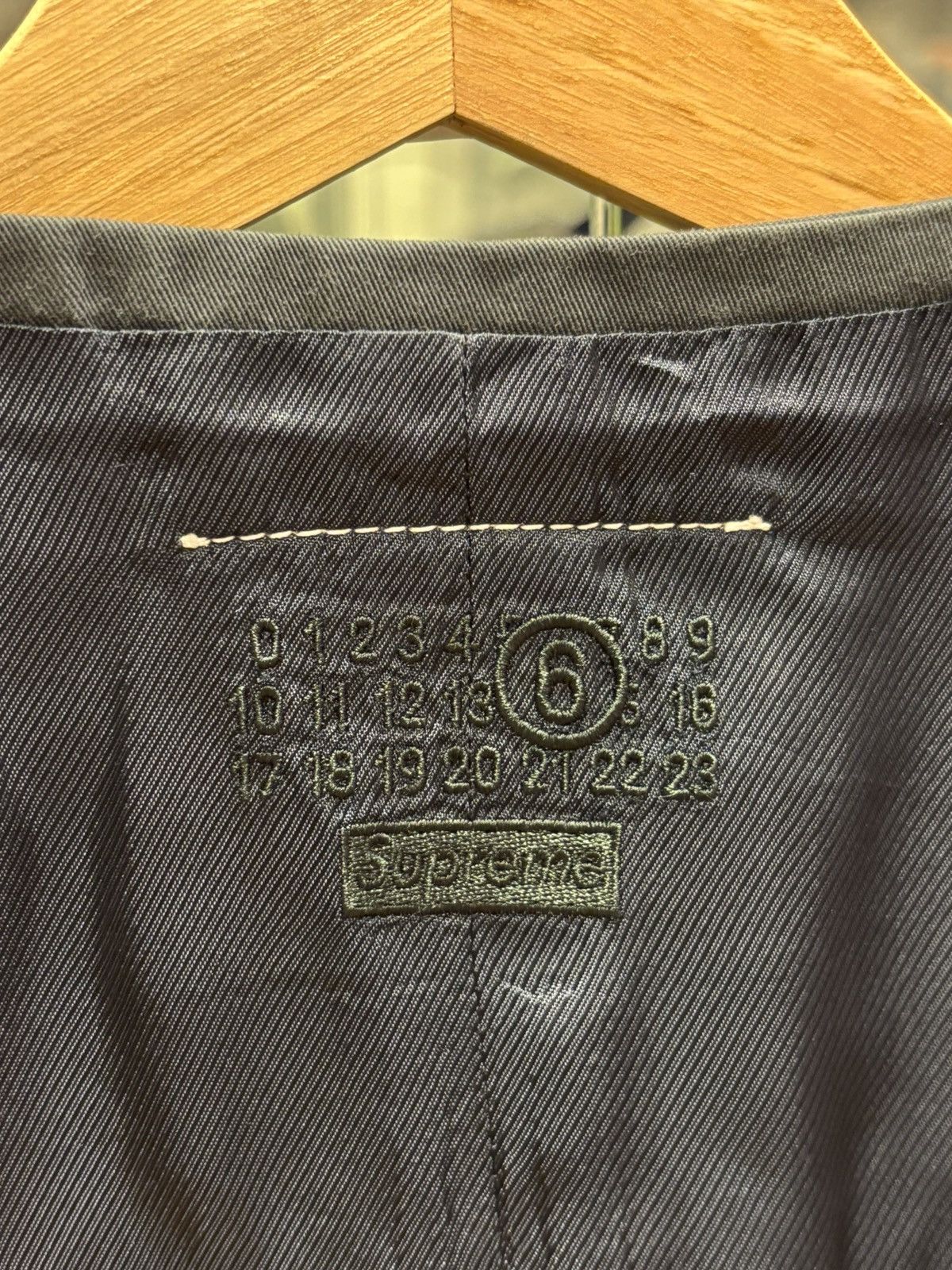 Maison Margiela × Supreme Supreme X Maison Margiela Navy Vest Size US M / EU 48-50 / 2 - 3 Thumbnail