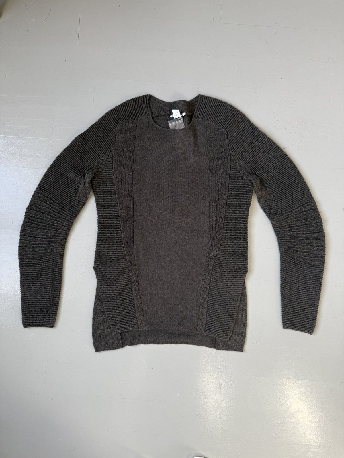 Helmut Lang HELMUT LANG ALPACA SWEATER Size S / US 4 / IT 40 - 1 Thumbnail