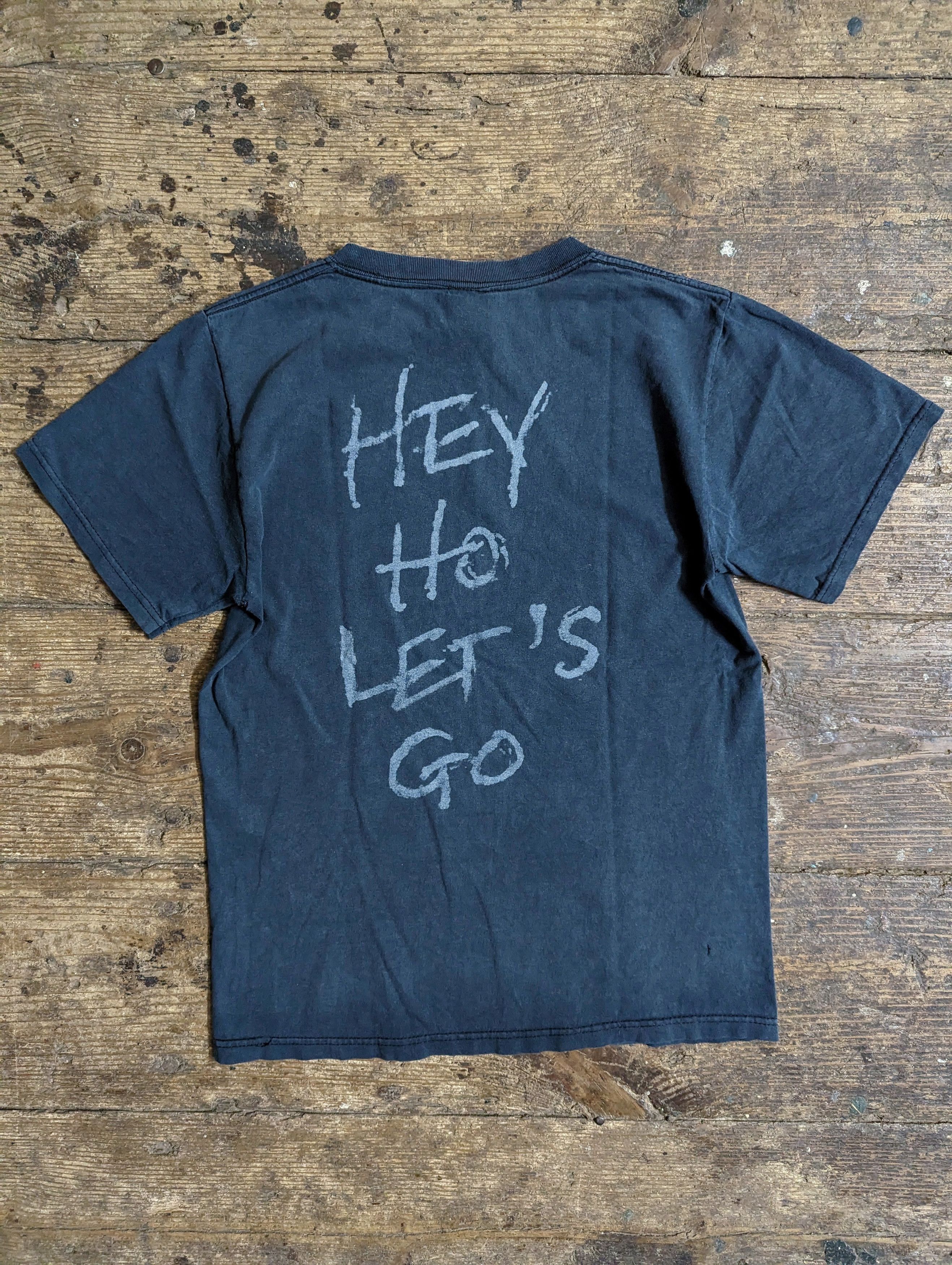 Band Tees 2005 Ramones "Hey Ho Let's Go" T Shirt Size US S / EU 44-46 / 1 - 6 Thumbnail
