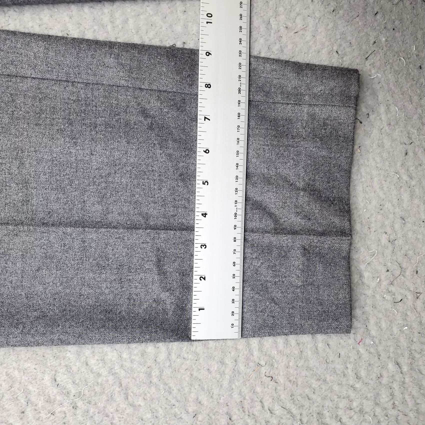 Jaeger Jaeger Women's 12 Gray Flat Front Straight Leg Ankle Pants - Dress/Business Form Size 34" / US 12 / IT 48 - 5 Thumbnail