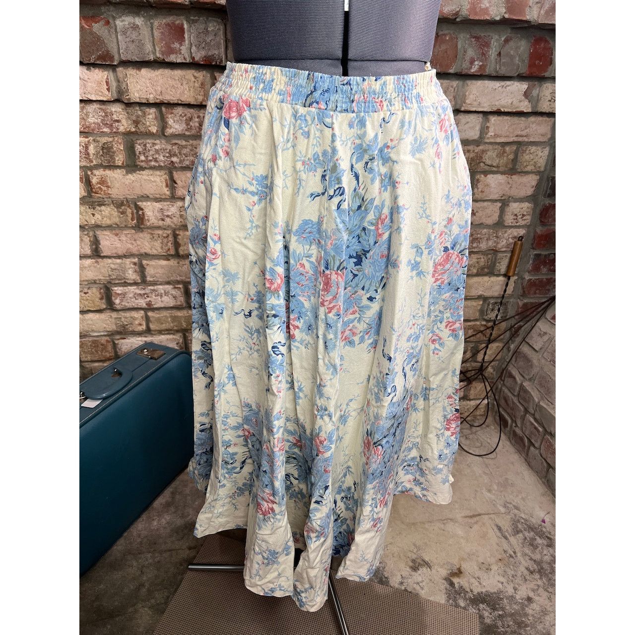 Vintage suit skirt blazer top swing skirt floral blue pink white Size 34" / US 12 / IT 48 - 6 Thumbnail