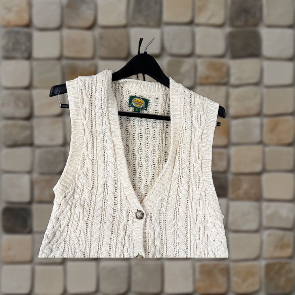 Vintage VINTAGE Cabela’s Sweater Vest Womens M Ivory Button Front V-Neck Cable Knit Sleeveless Knit Holiday USA Mens? Women? end. Size M / US 6-8 / IT 42-44 - 1 Thumbnail