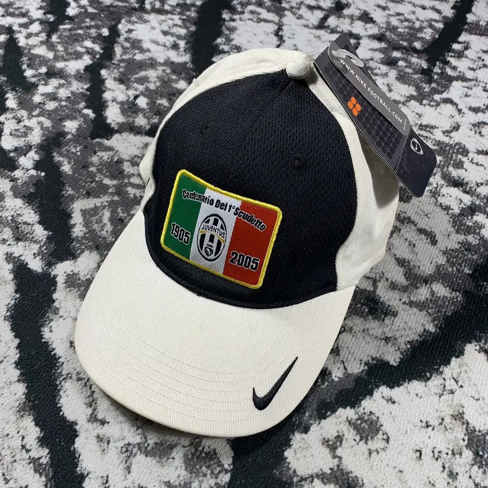 Nike × Vintage Brand New 00s Vintage Juventus FC 2005 Hat Football Italy Size ONE SIZE - 1 Thumbnail