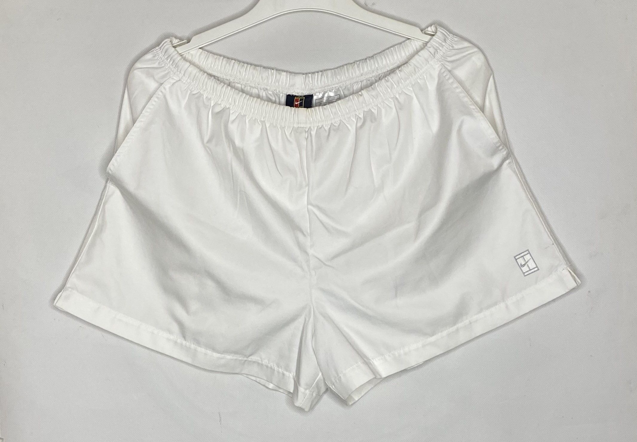 Nike × Vintage VINTAGE NIKE CHALLENGE COURT TENNIS SHORTS SIZE L Size US 36 / EU 52 - 1 Thumbnail