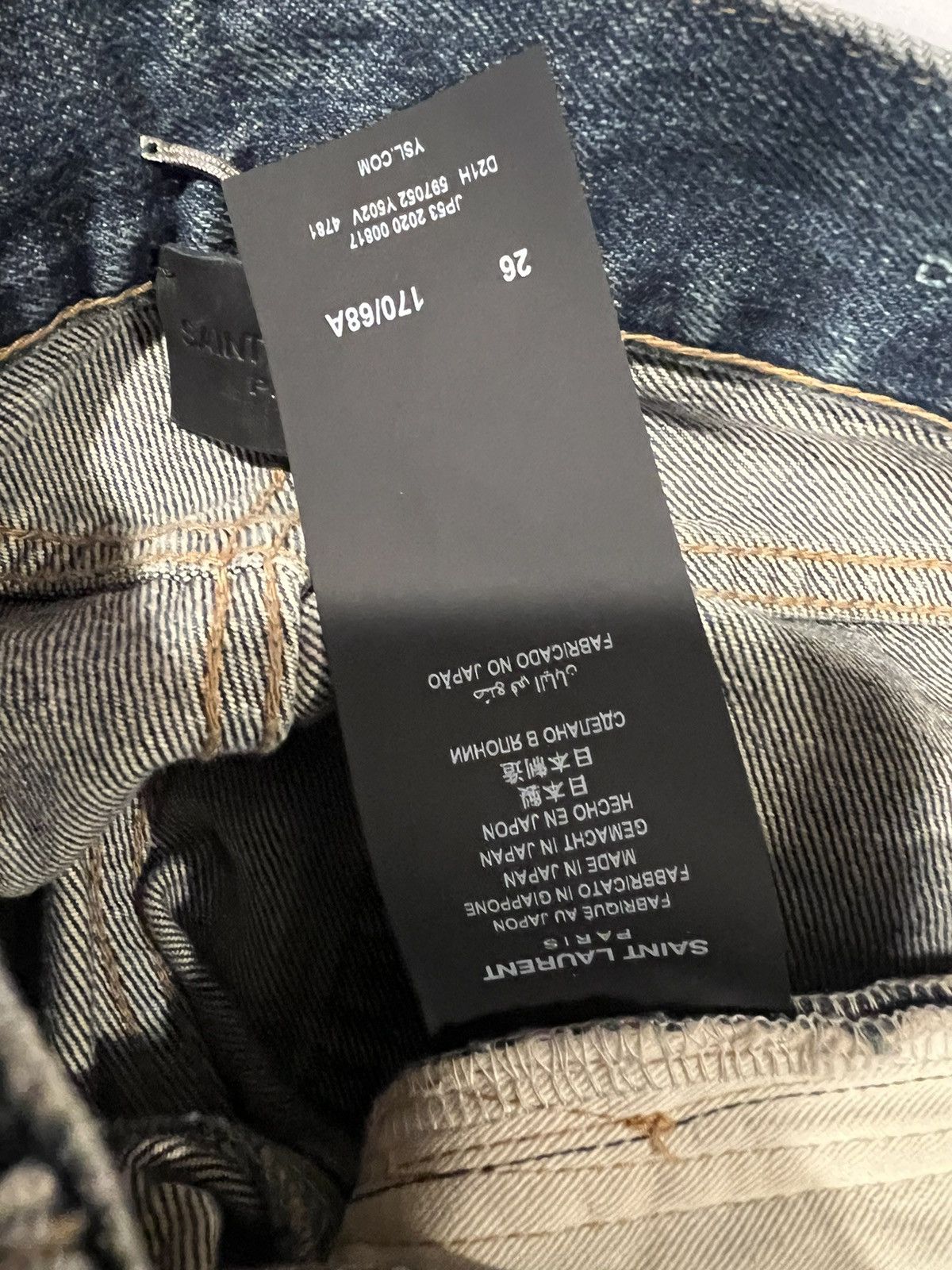 Saint Laurent Paris Saint Laurent men’s classic blue jeans. 26. $890 Size US 26 / EU 42 - 7 Thumbnail