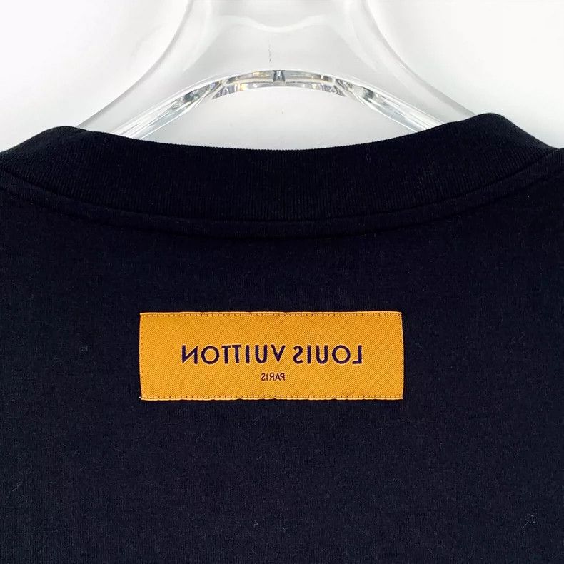 Louis Vuitton Louis Vuitton 22 black logo monogrammed cotton crewneck T- Size US L / EU 52-54 / 3 - 6 Thumbnail