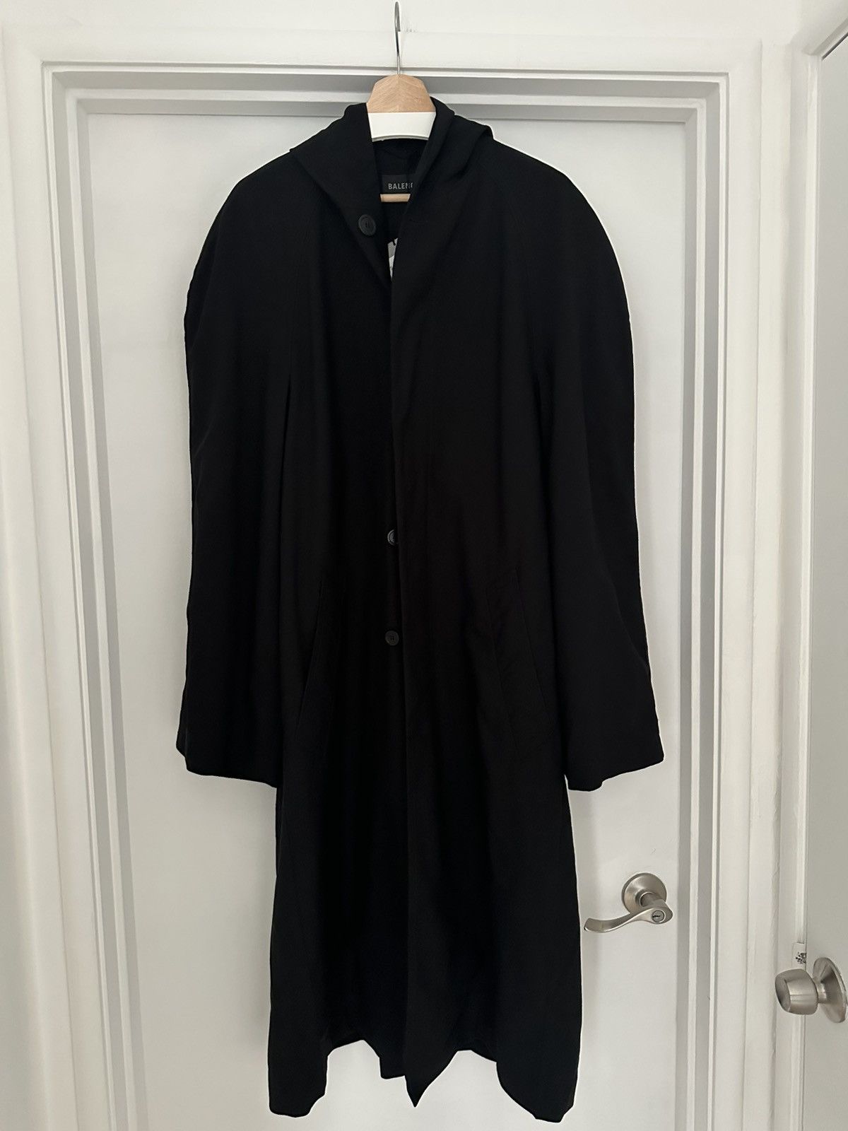 Balenciaga Balenciaga Summer24 Raglan Hooded Coat Size US M / EU 48-50 / 2 - 3 Thumbnail