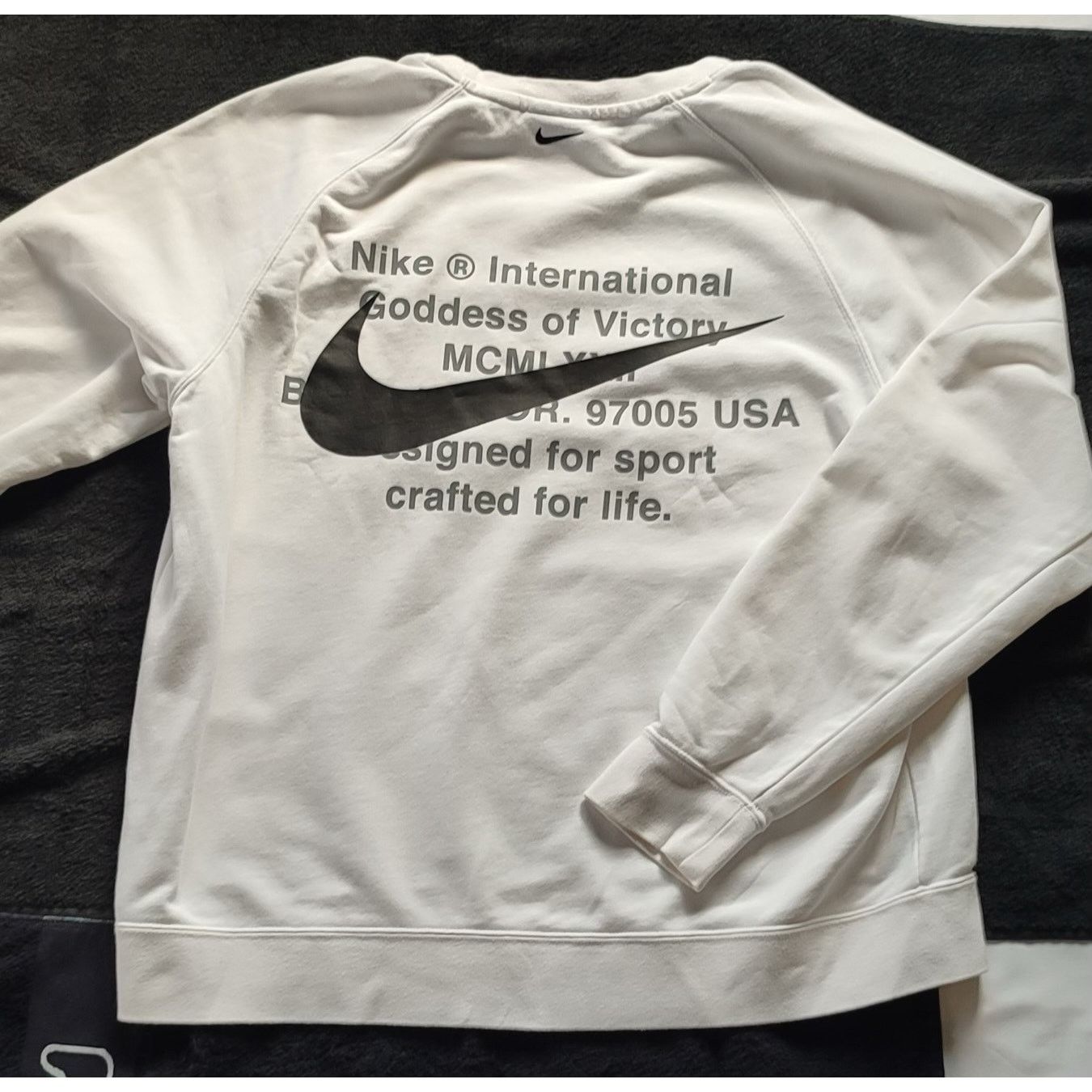 Nike Nike MENS Swoosh Casual Double-Hook Crew-neck XL white Size US XL / EU 56 / 4 - 5 Thumbnail