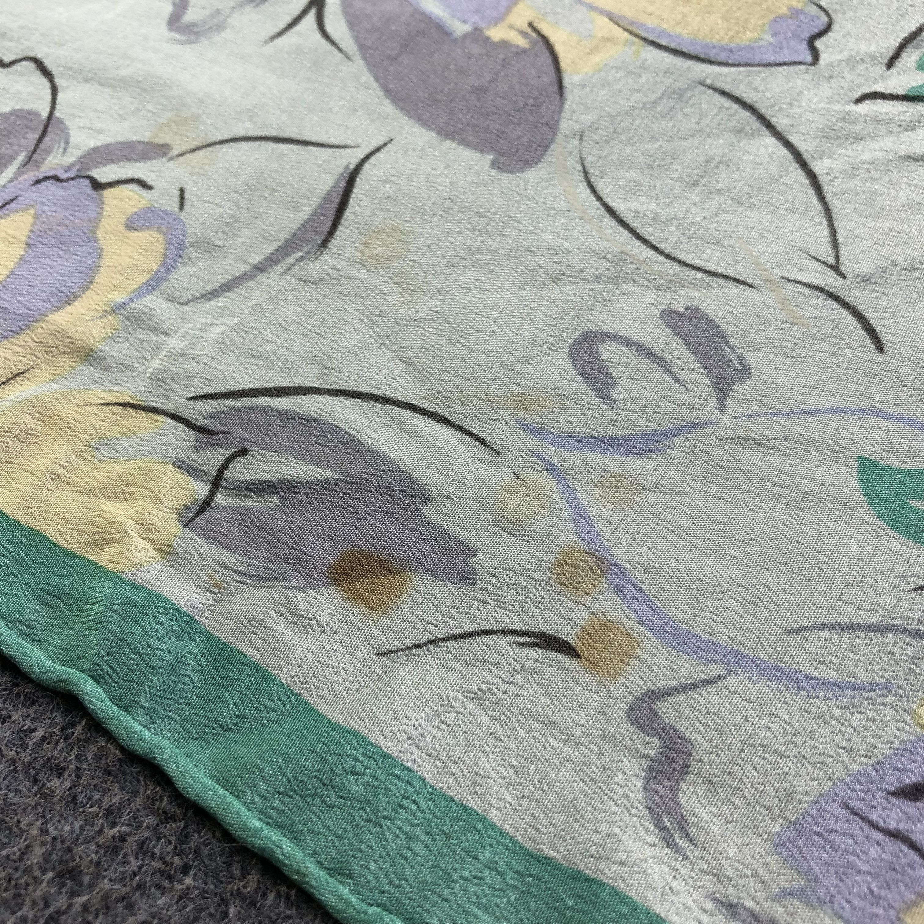 Pierre Cardin Vintage Pierre Cardin Floral Hand Rolled Silk Scarf M954 Size ONE SIZE - 5 Thumbnail