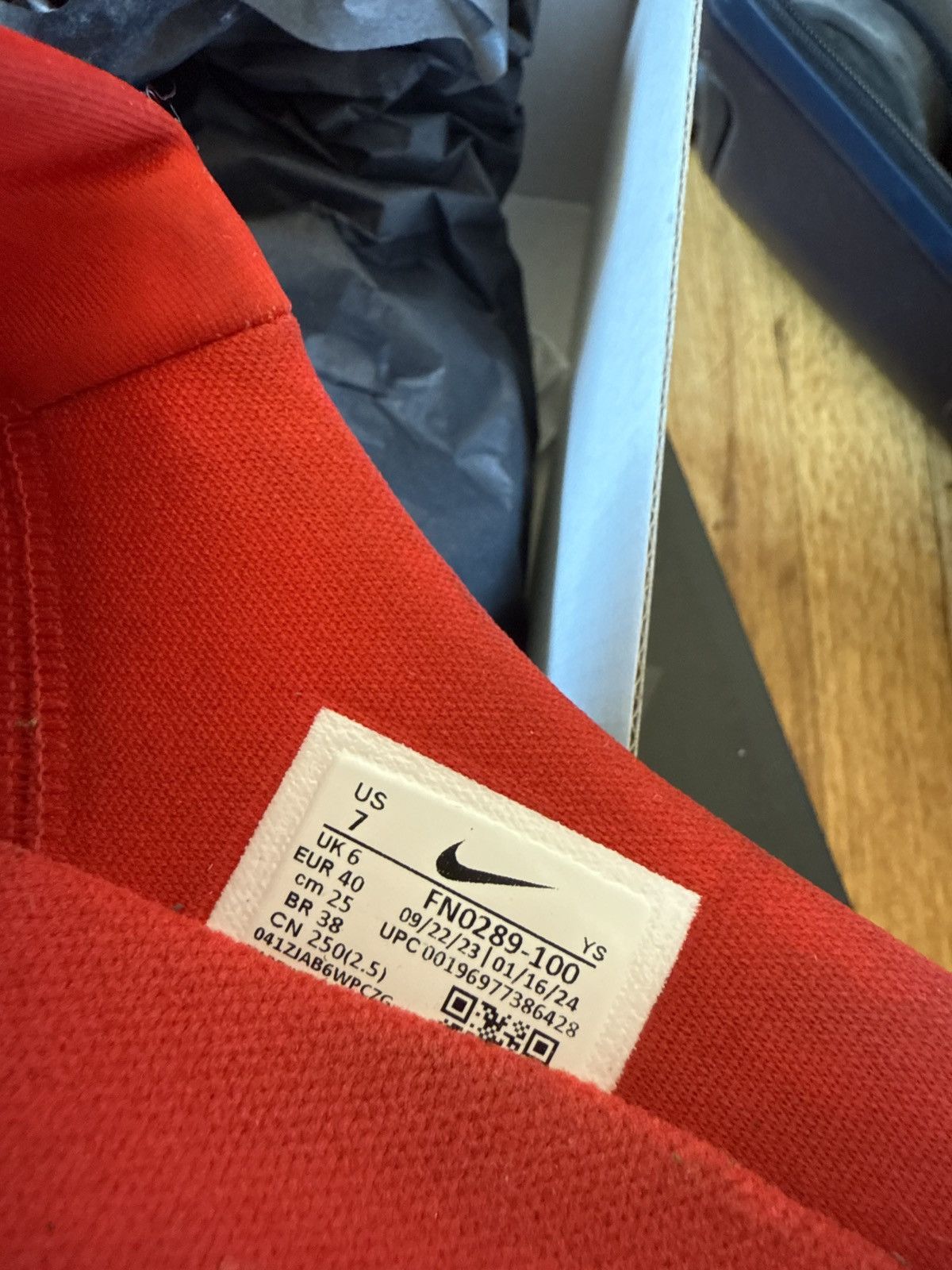 Nike × Supreme SUPREME X NIKE CLOGPOSITE SP Size US 7 / EU 40 - 2 Thumbnail