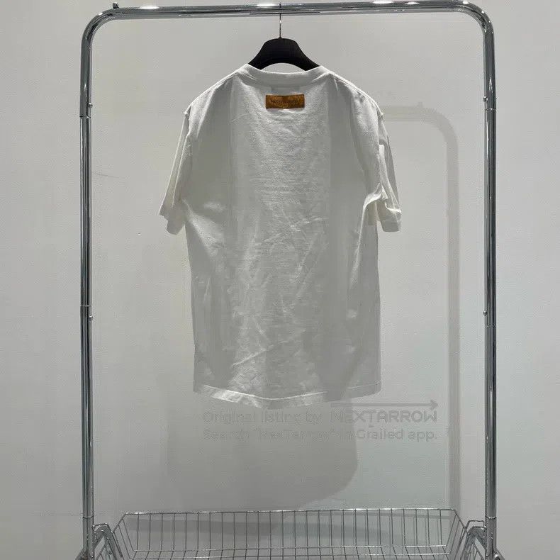 Louis Vuitton Louis Vuitton White embossed short sleeves Size US XL / EU 56 / 4 - 3 Thumbnail