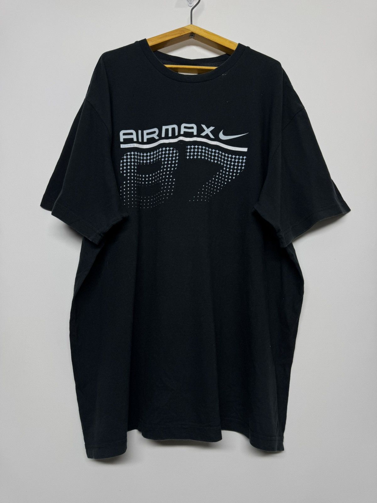 Nike Vintage Y2k Nike Air Max Big Swoosh T Shirt 00’s Size US XL / EU 56 / 4 - 1 Thumbnail