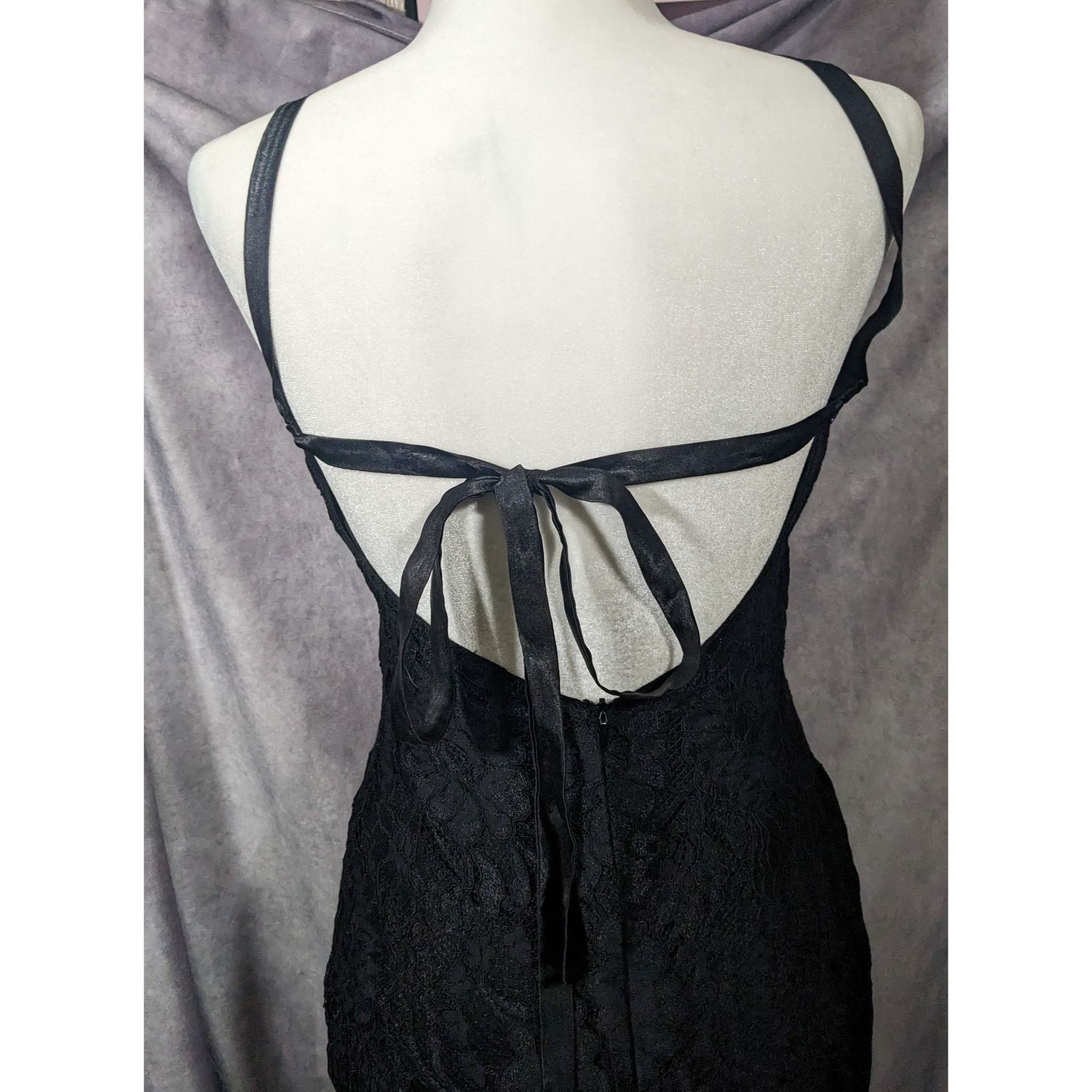 Lulus Lulu's Wishful Wandering Black Lace Bodycon Dress Size Small Size S / US 4 / IT 40 - 5 Thumbnail