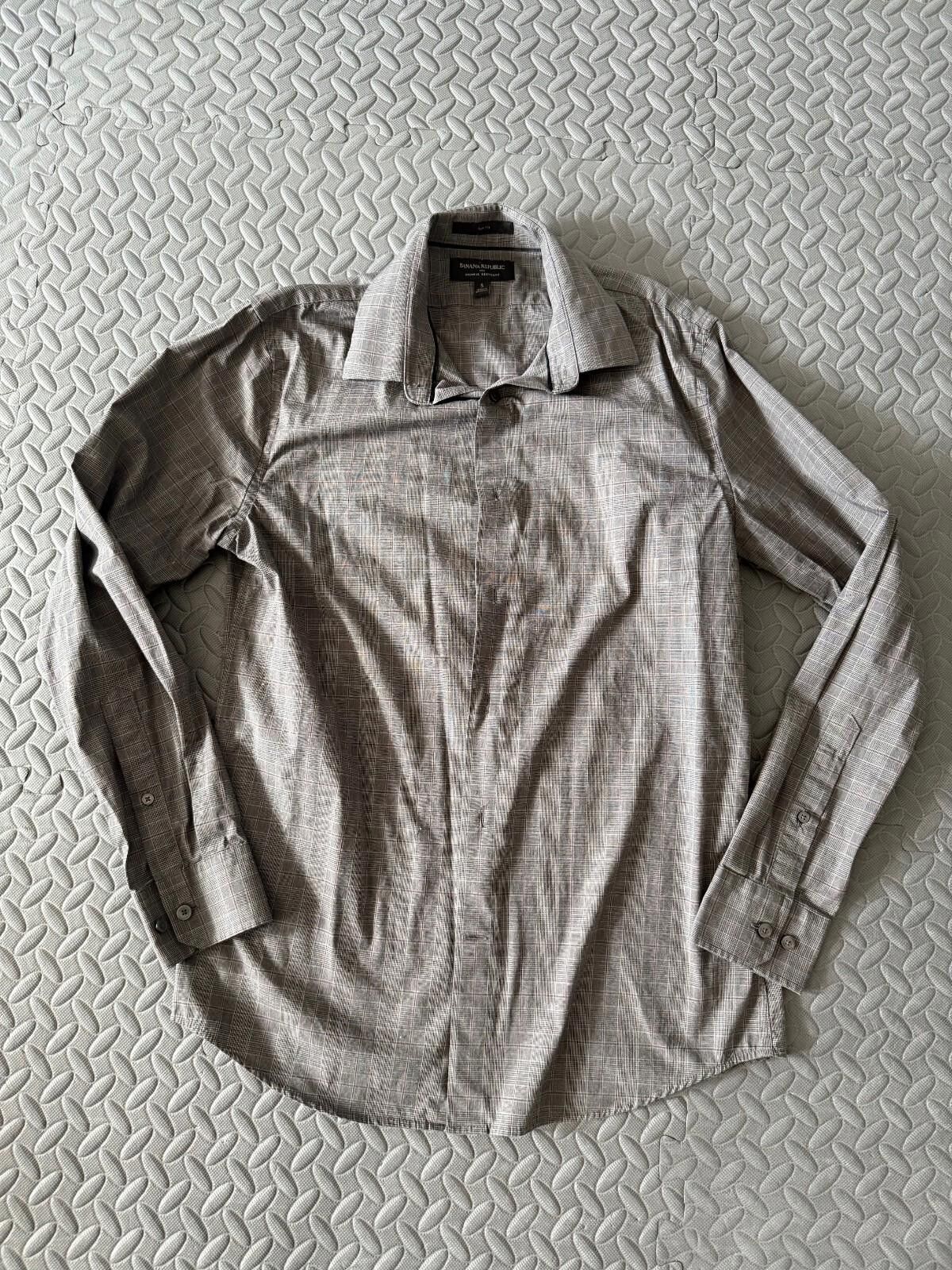 Banana Republic Banana Republic Shirt Men Wrinkle Resistant Slim Button-Up S Size US S / EU 44-46 / 1 - 1 Thumbnail
