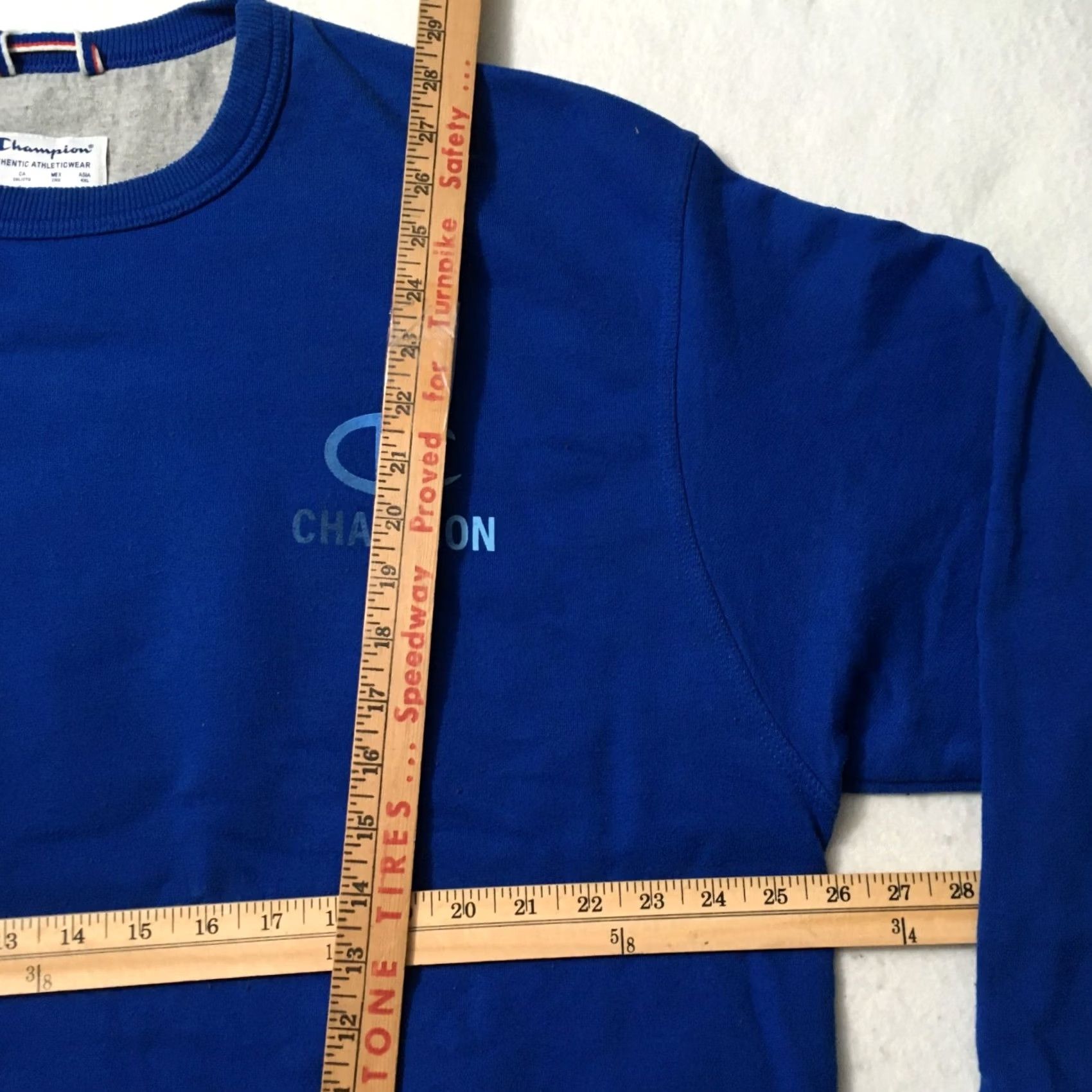 Champion VINTAGE Champion Sweatshirt Mens 2XL Blue Logo Athletic Wear 90s VTG Pullover Crew Neck Long Sleeve Size US XXL / EU 58 / 5 - 5 Thumbnail
