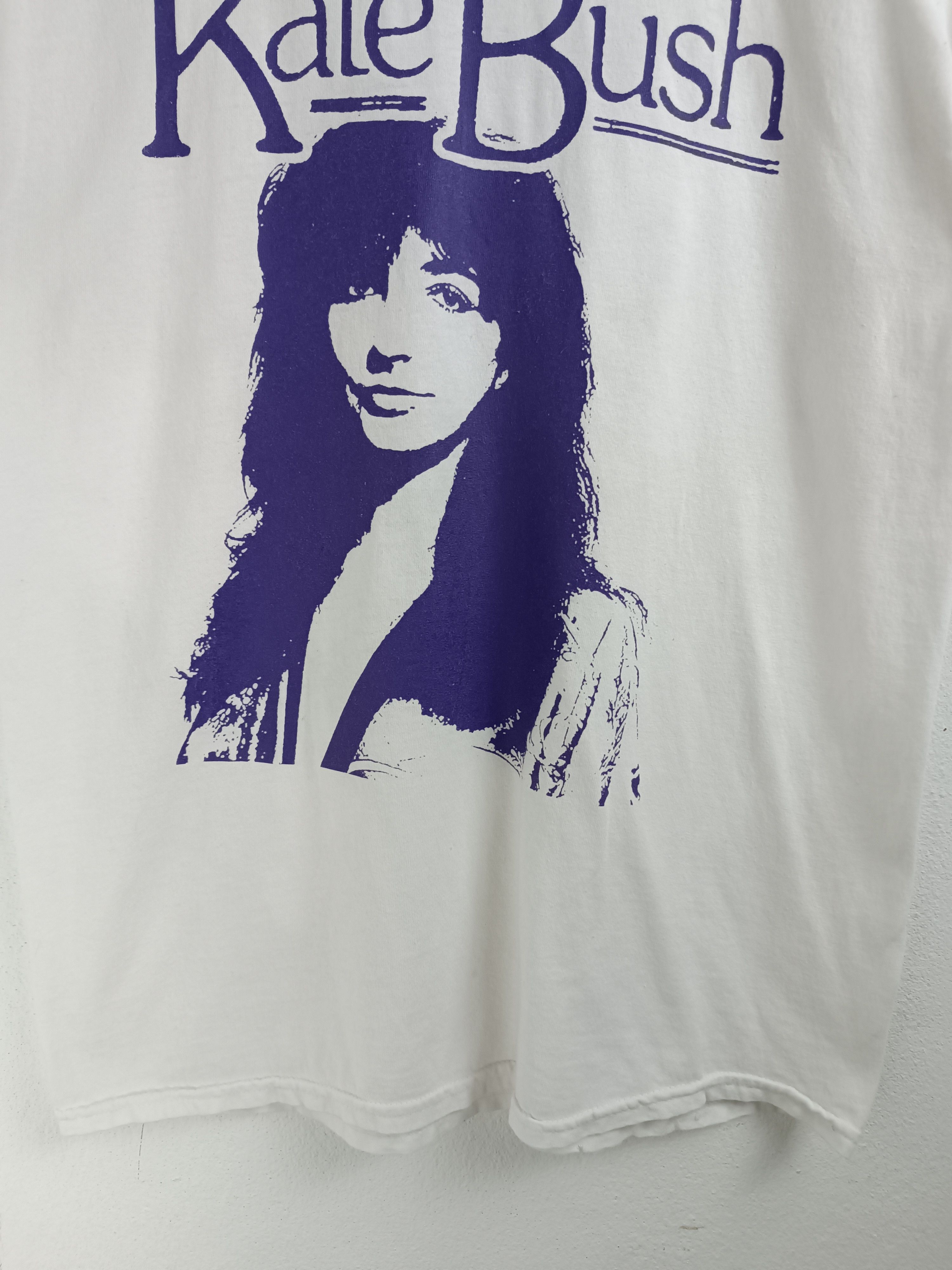 Vintage VINTAGE KATE BUSH RUNNING UP THAT HILL TEE placebo stranger Size US M / EU 48-50 / 2 - 7 Thumbnail