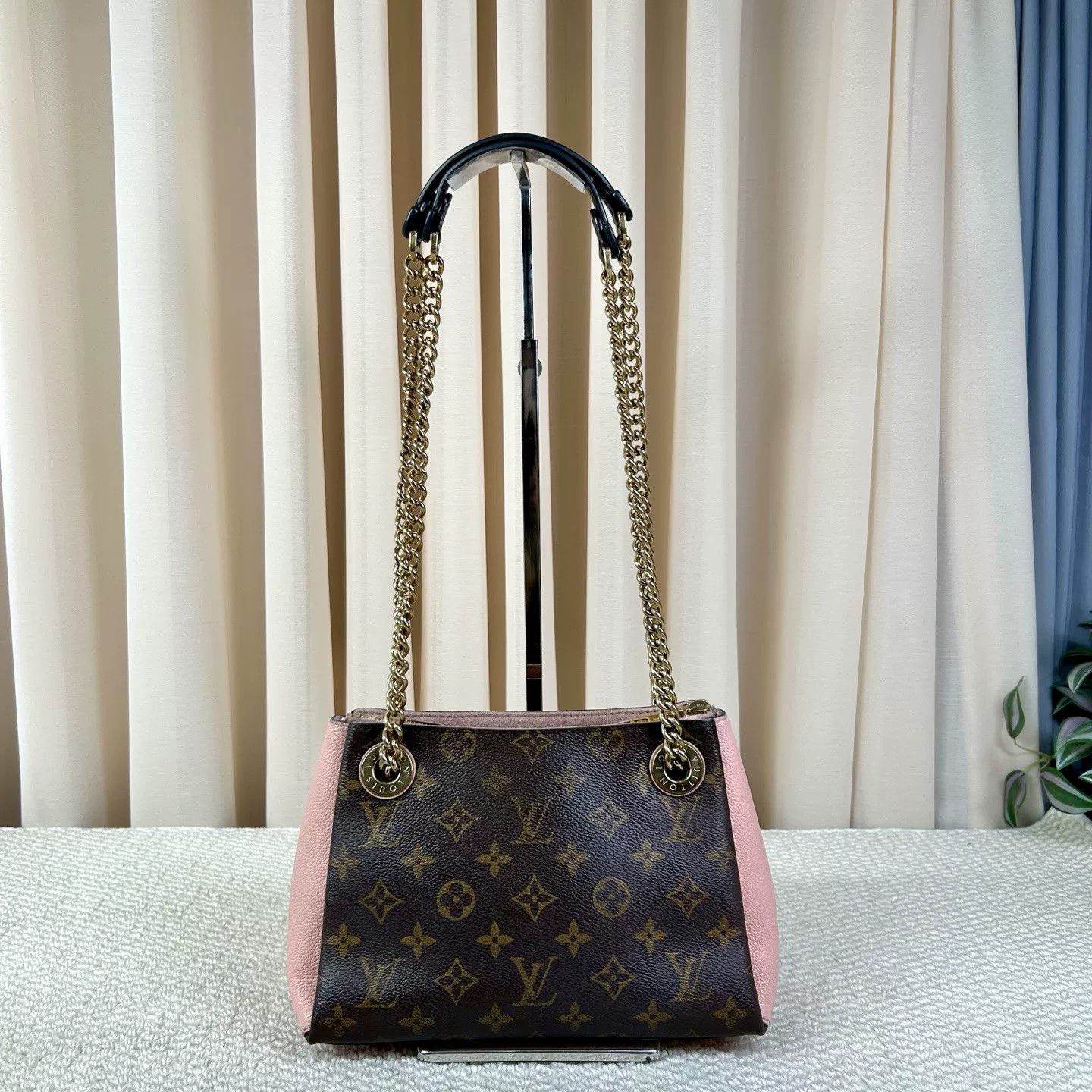 Louis Vuitton Pre-loved Bag Very good condition Size ONE SIZE - 1 Thumbnail