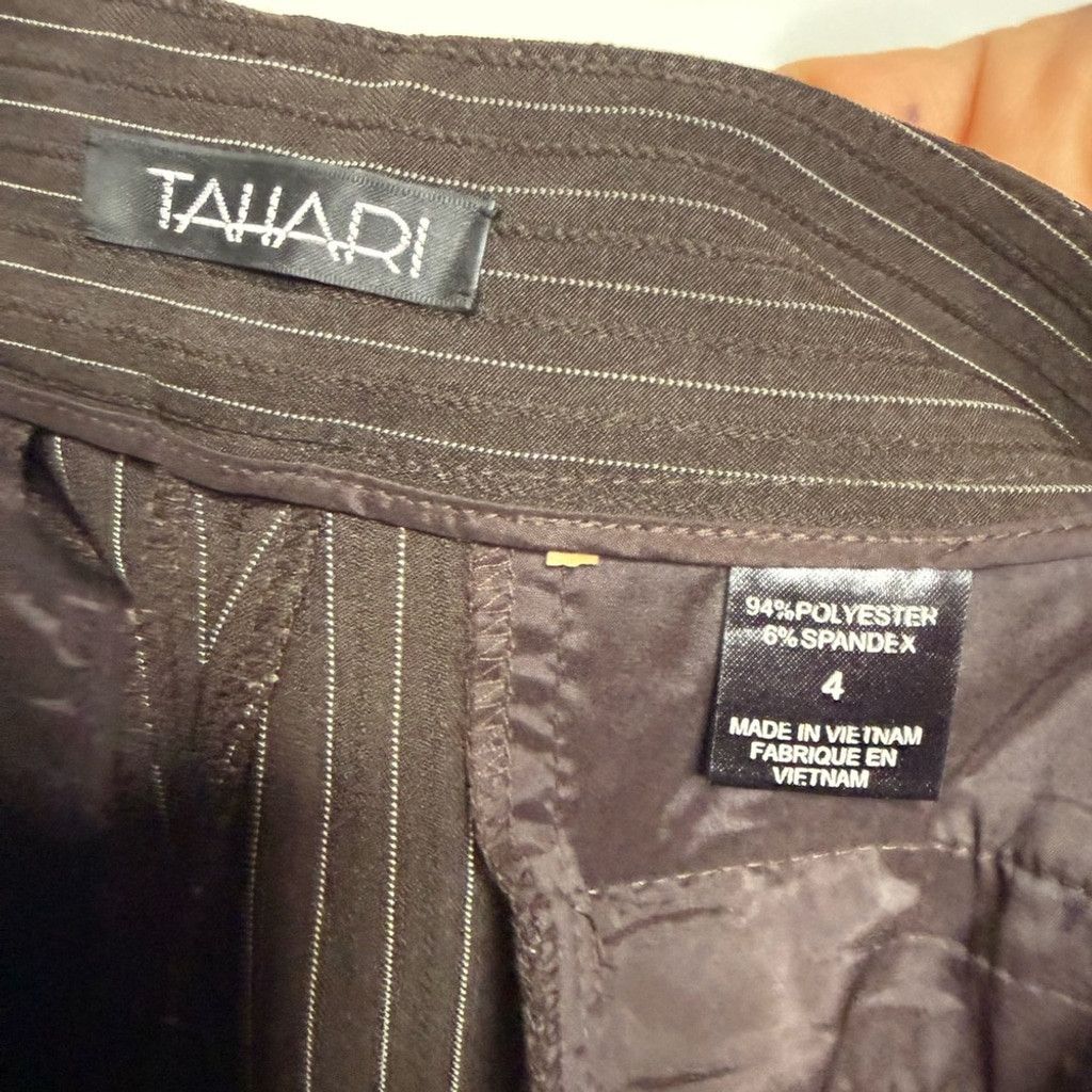 Elie Tahari NWOT Tahari brown pinstripe pants blazer wide leg suit set 4 Size 27" / US 4 / IT 40 - 11 Thumbnail