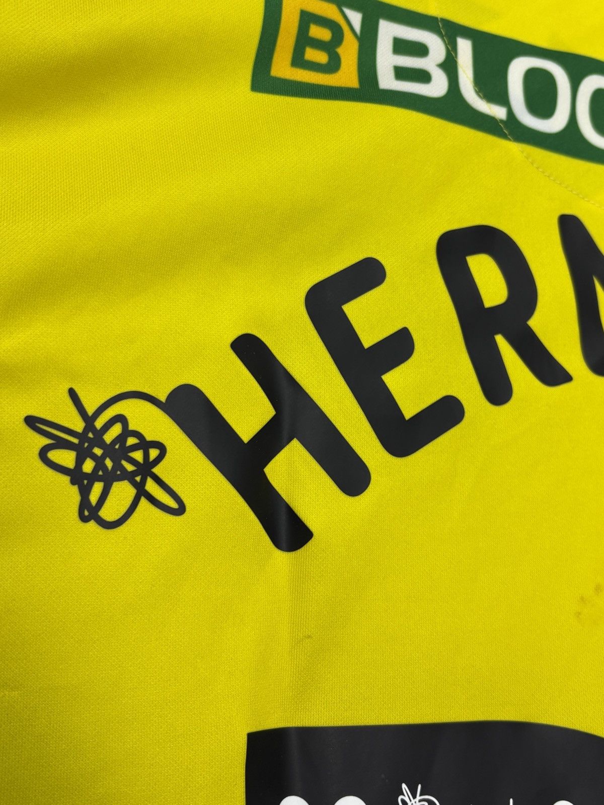 Other #25 Hernandez Norwich City Match Worn Player Issue Jersey Size US L / EU 52-54 / 3 - 15 Thumbnail