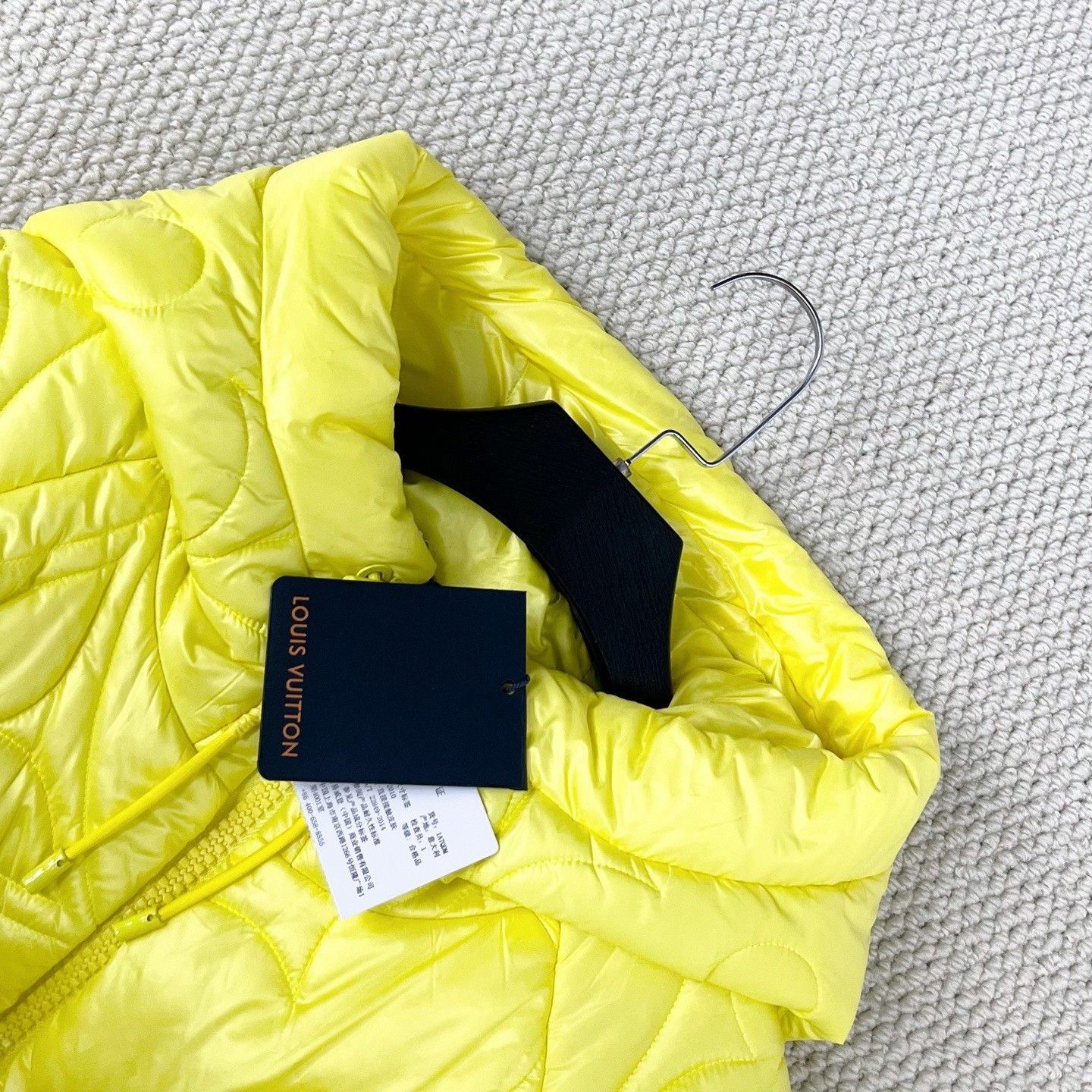 Louis Vuitton Louis Vuitton Yellow Embossed Stitch Jacket Size US L / EU 52-54 / 3 - 3 Thumbnail