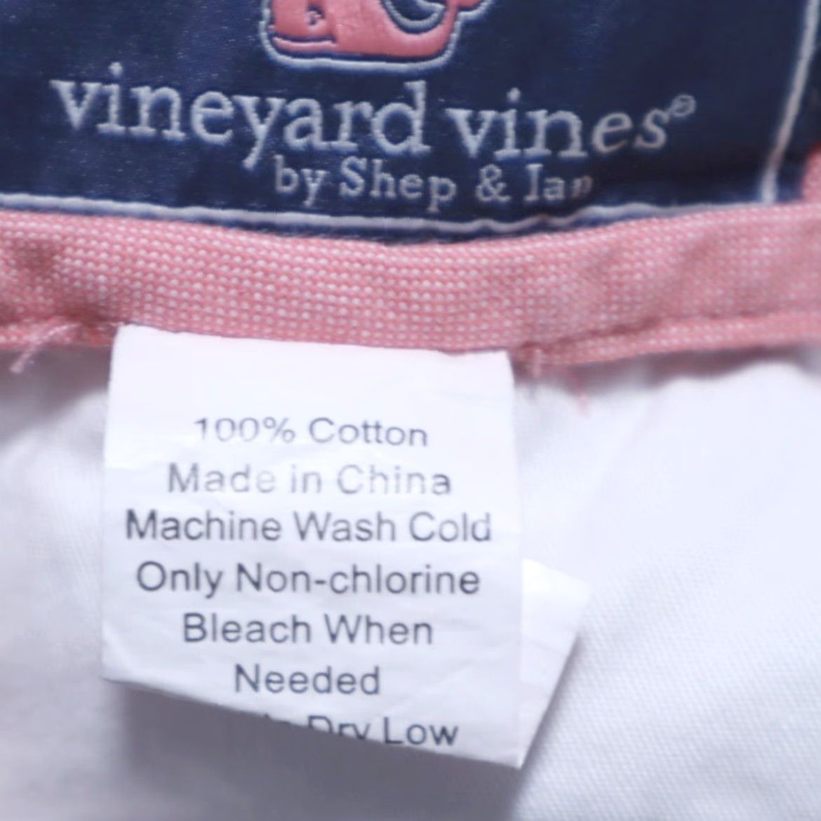 Vineyard Vines VINEYARD VINES Breaker Twill Chino Shorts Pink Striped Men's 33 Chino Shorts Pink Striped Mens 33 Size US 33 - 6 Thumbnail
