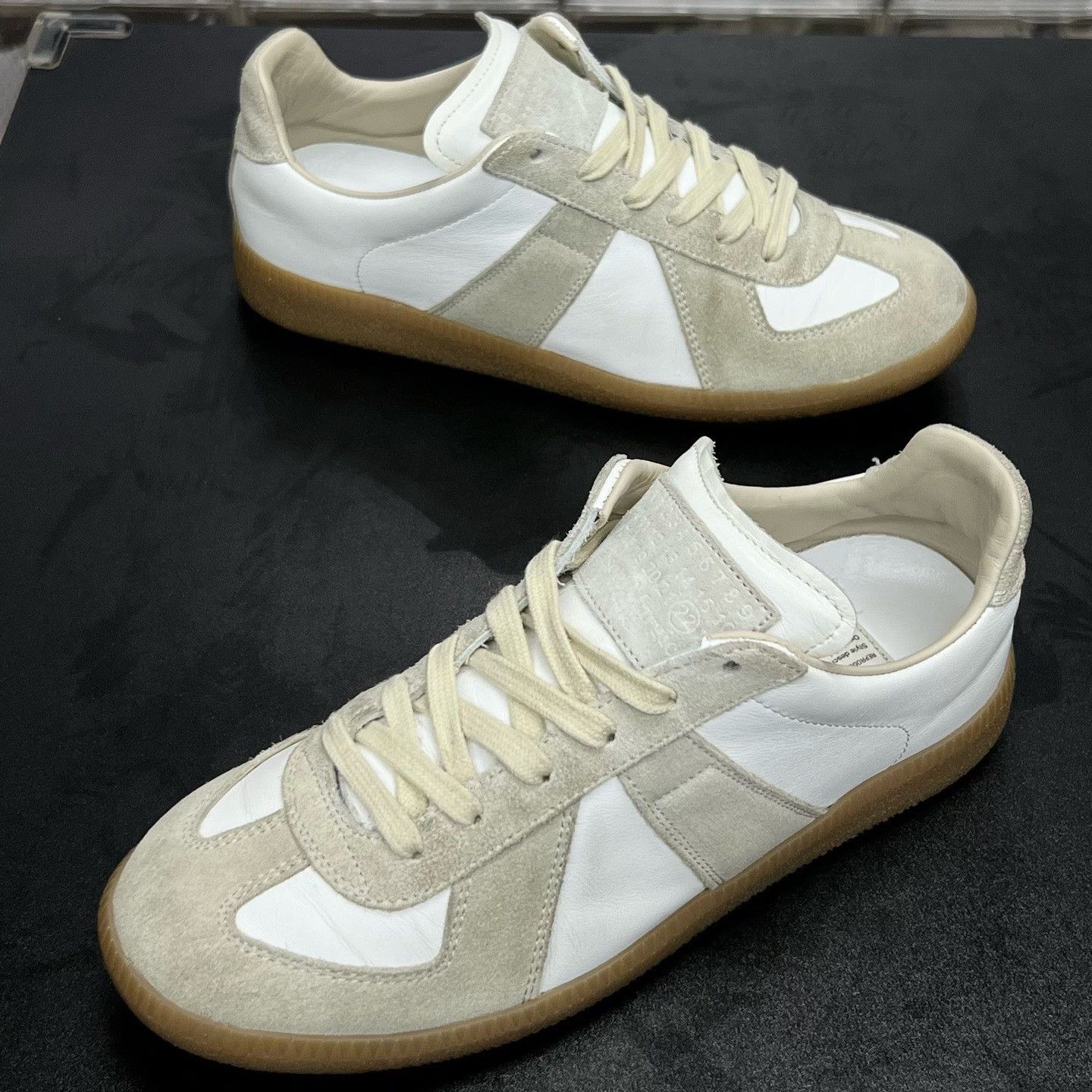 Maison Margiela White Shoes Low Top High Top Size US 6 / IT 36 - 1 Thumbnail