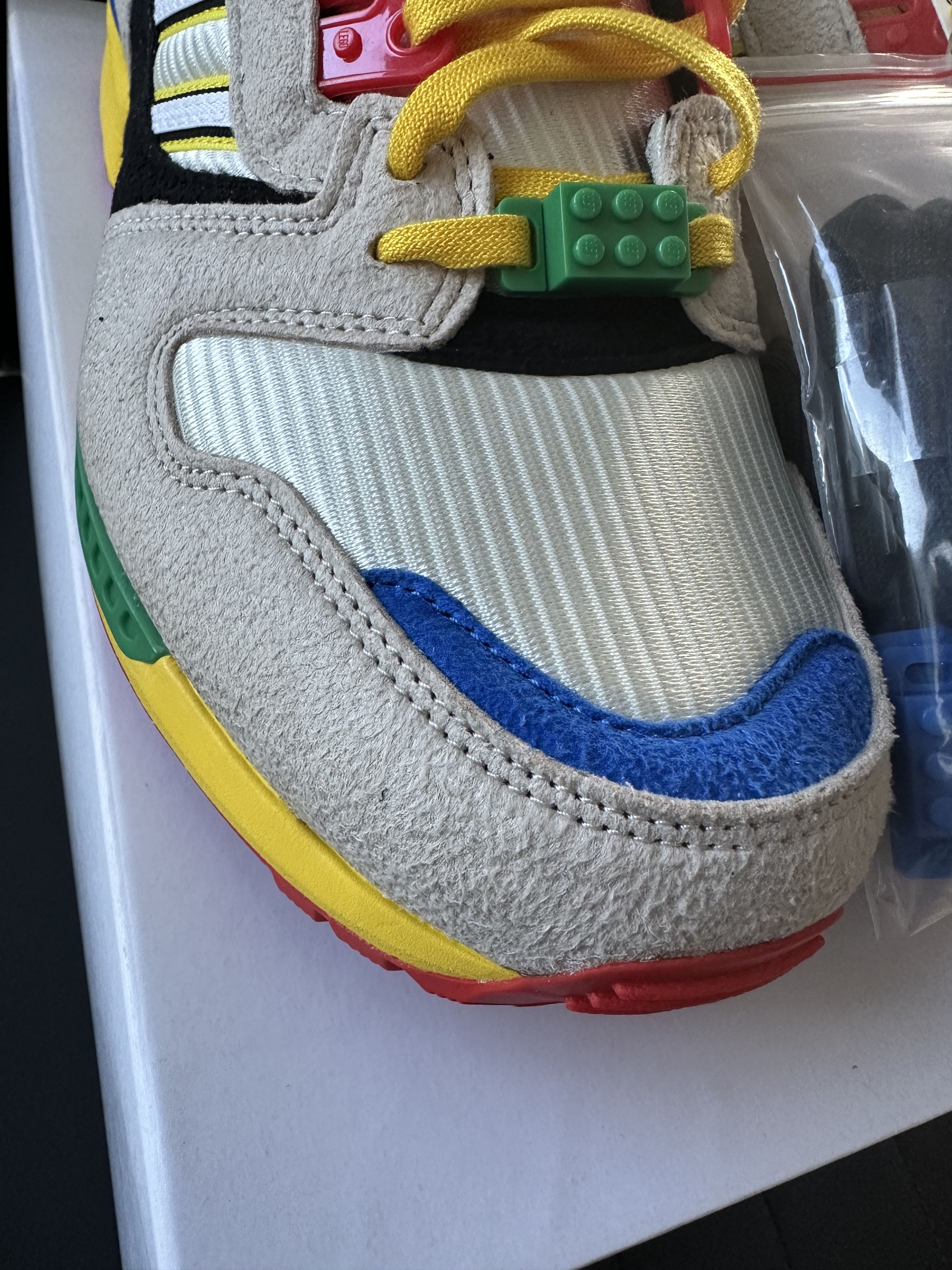 Adidas × LEGO ADIDAS ZX 8000 LEGO Size US 9 / EU 42 - 3 Thumbnail